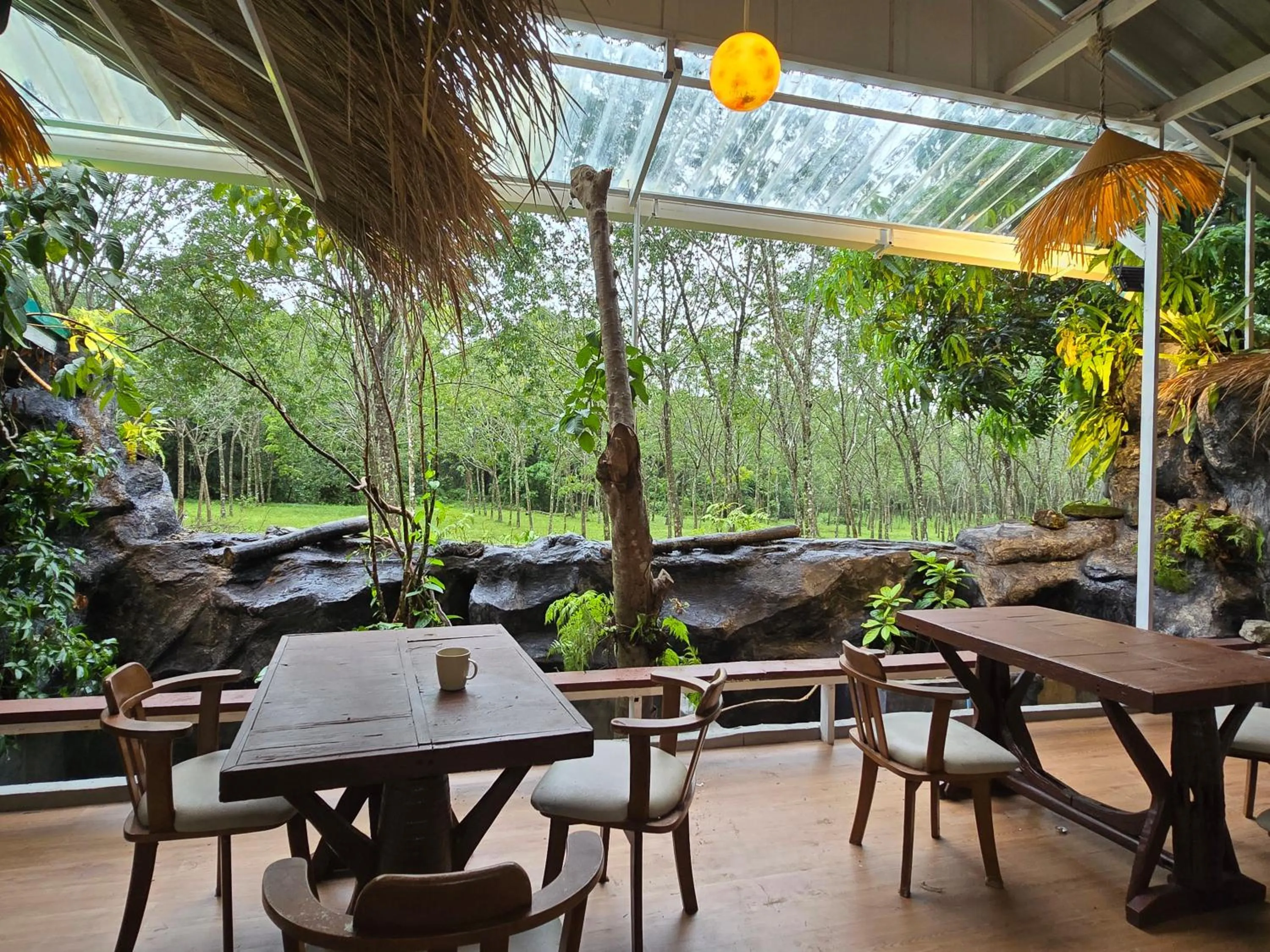 OASIS Phuket Airport