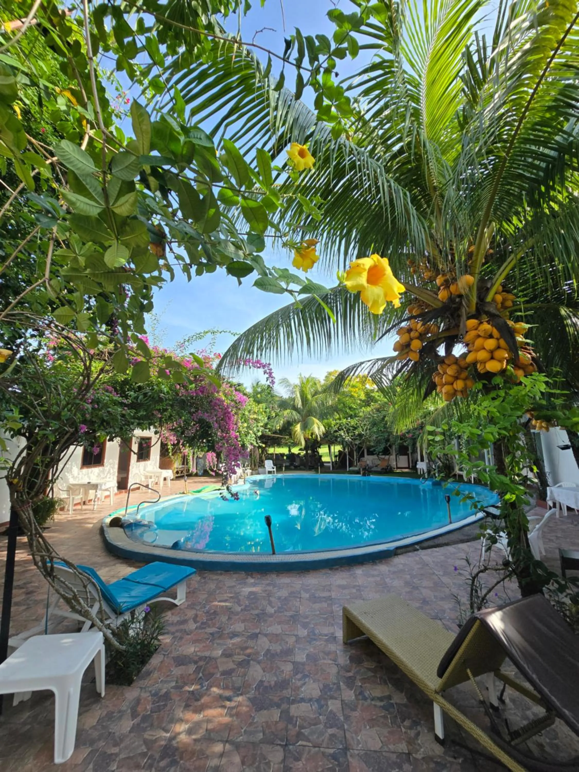 Swimming pool in OASIS Phuket Airport