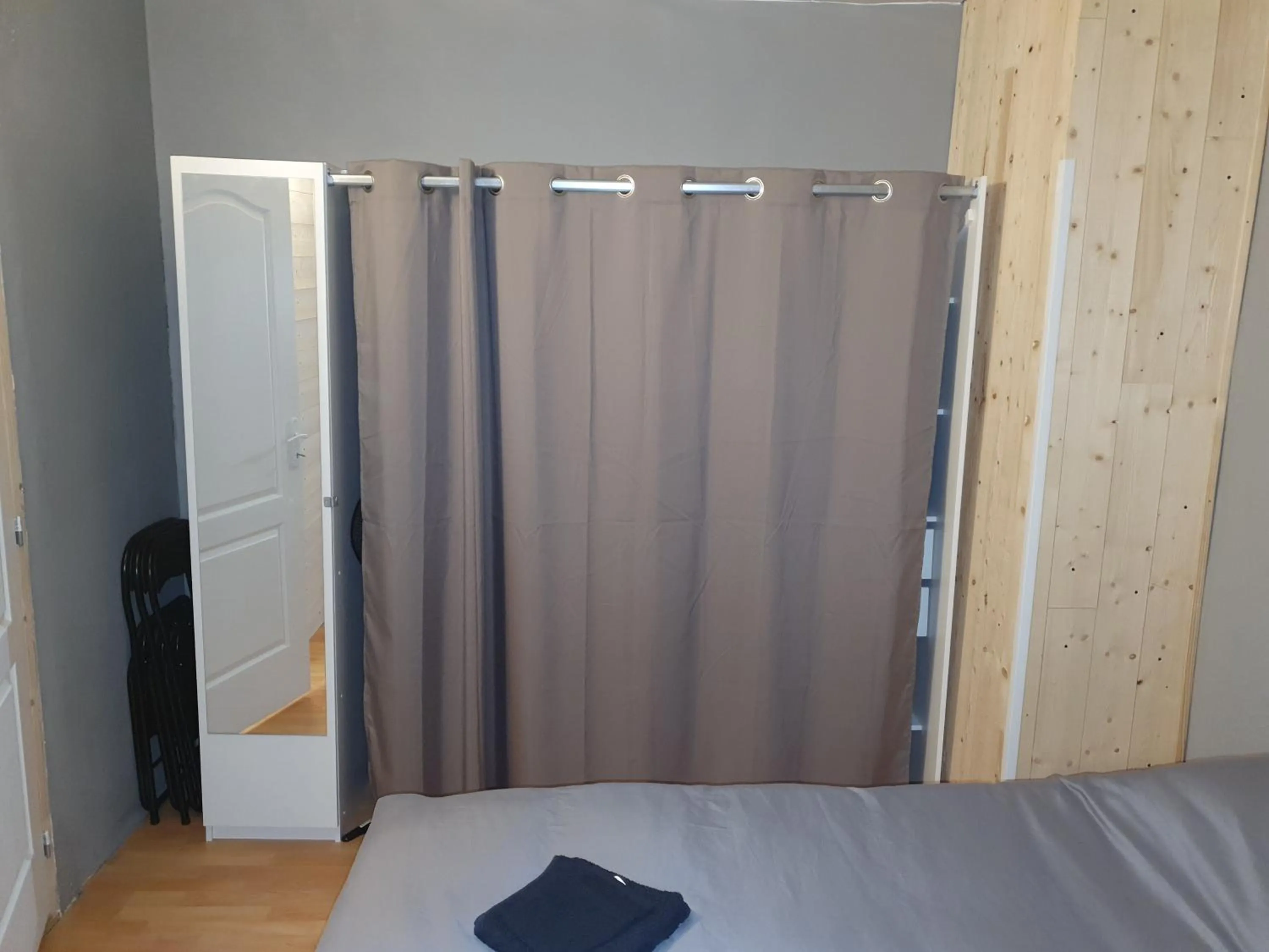 Bedroom in Appartement VanSuly