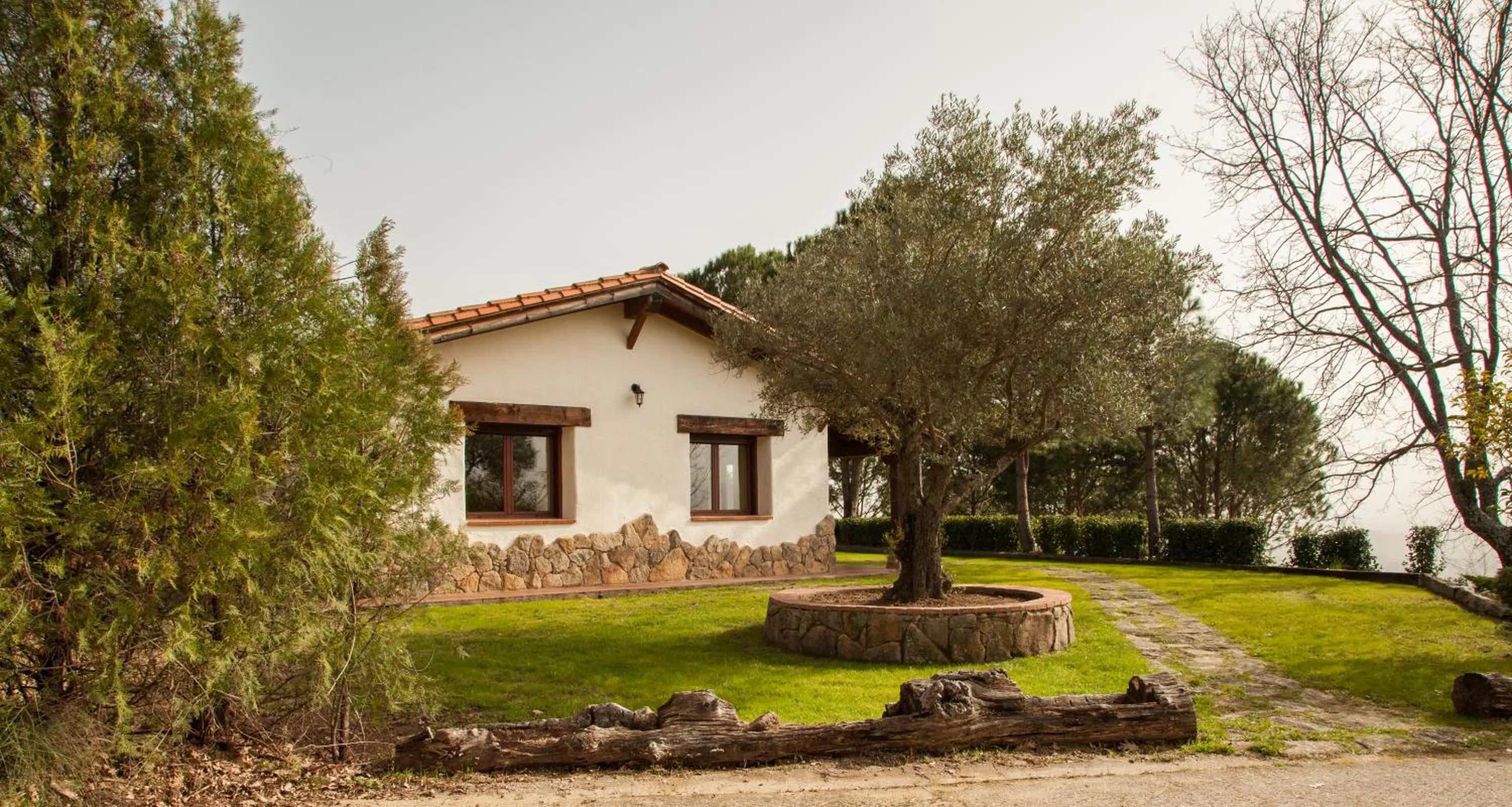 Property building in Finca La Sayuela