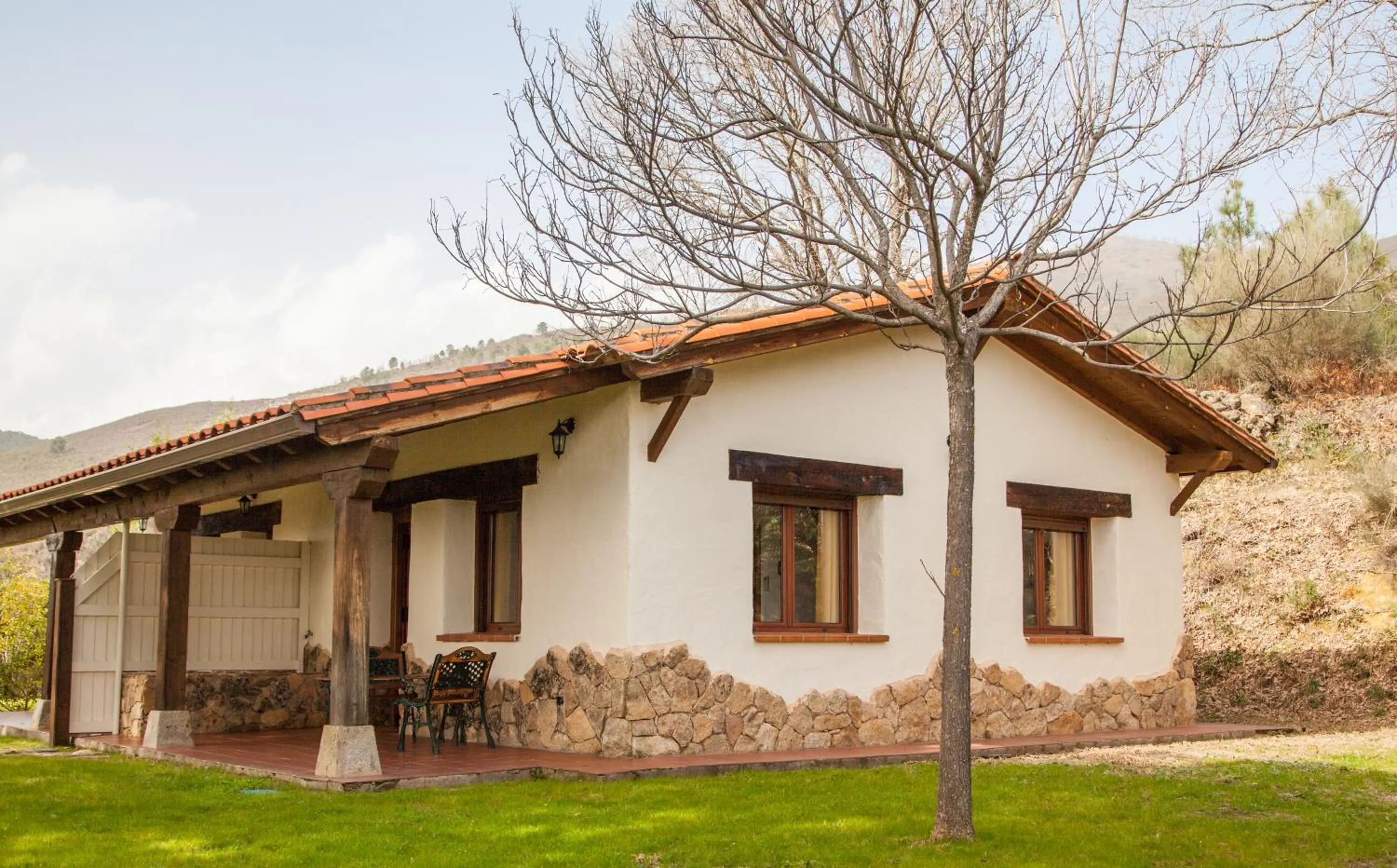 Property building in Finca La Sayuela