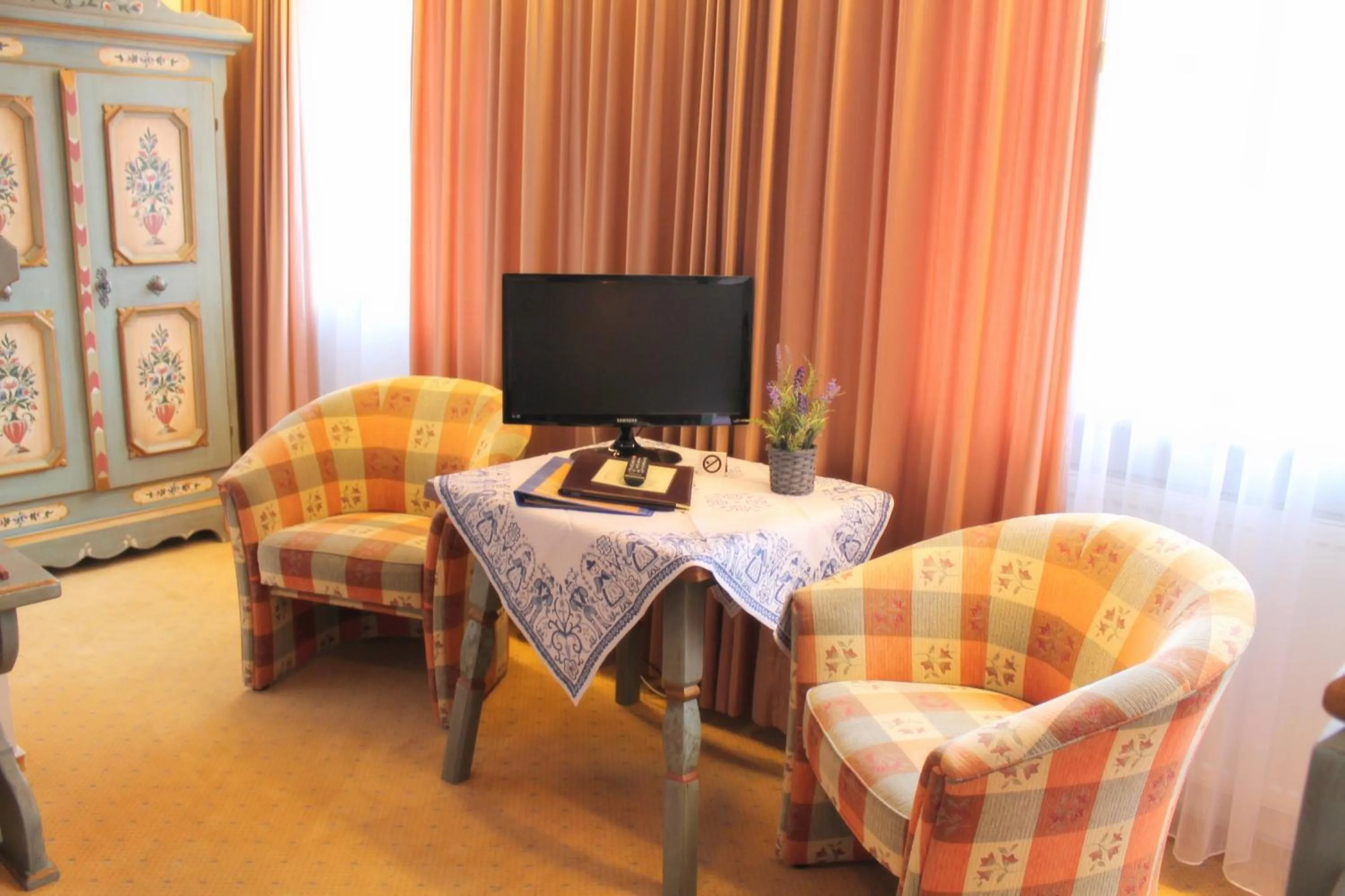 Seating area, Bed in Tilman Riemenschneider