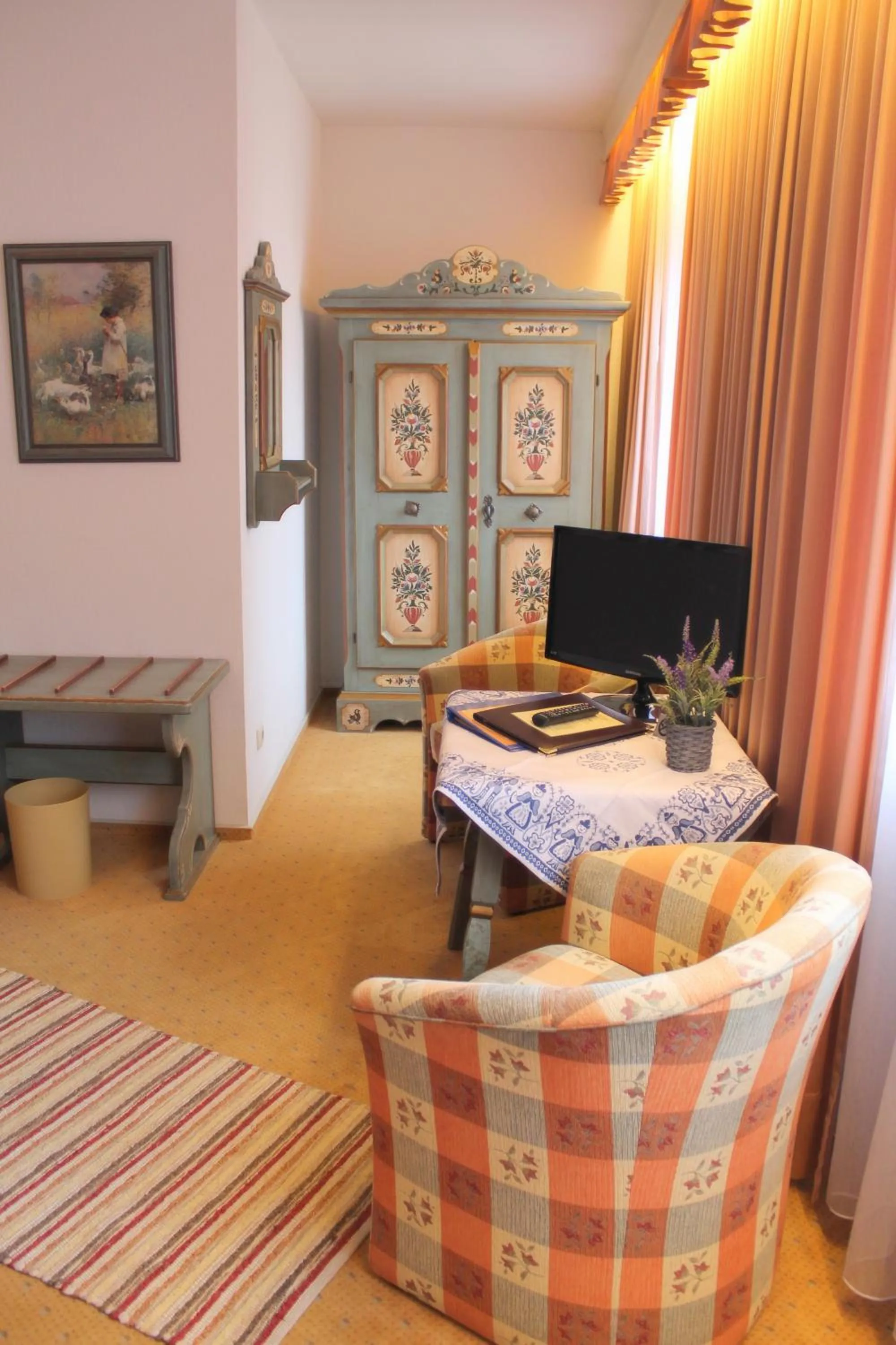 Seating area in Tilman Riemenschneider