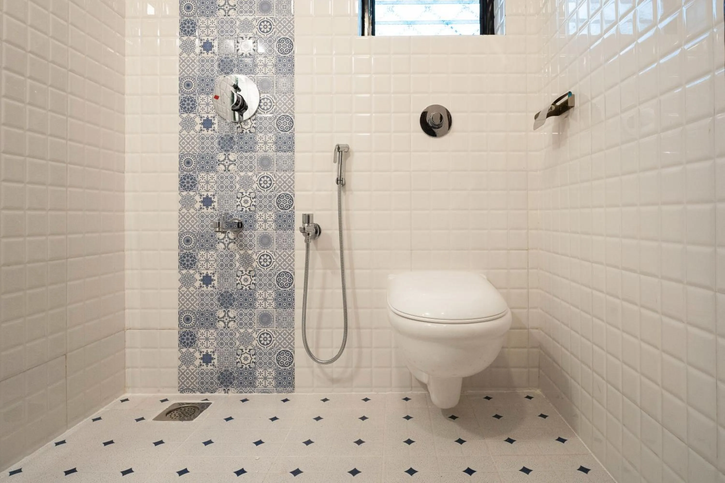 Bathroom in Villa Barbosa, 2 BHK Villa & Luxury Rooms near Colva, Sernabatim, Benaulim Beach