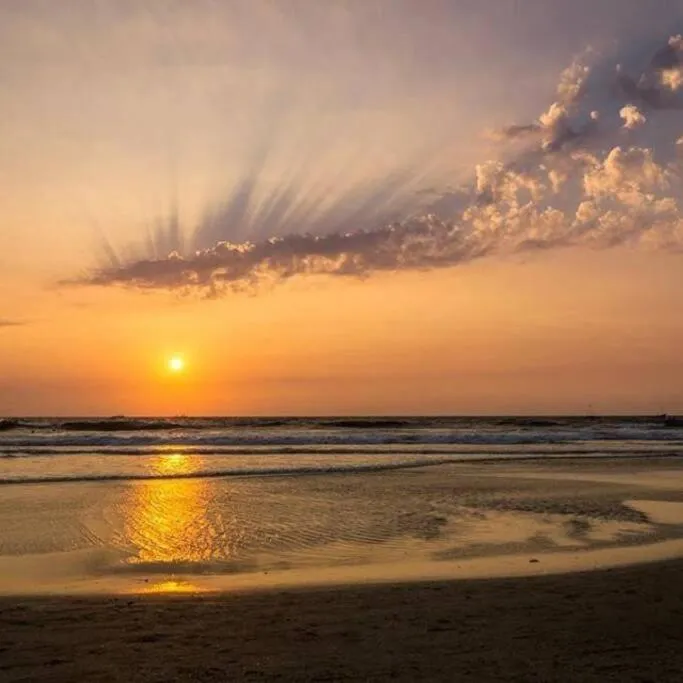 Beach in Villa Barbosa, 2 BHK Villa & Luxury Rooms near Colva, Sernabatim, Benaulim Beach