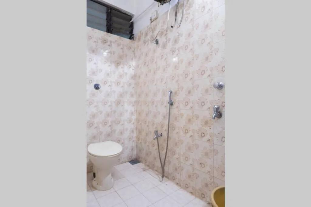 Bathroom in Villa Barbosa, 2 BHK Villa & Luxury Rooms near Colva, Sernabatim, Benaulim Beach