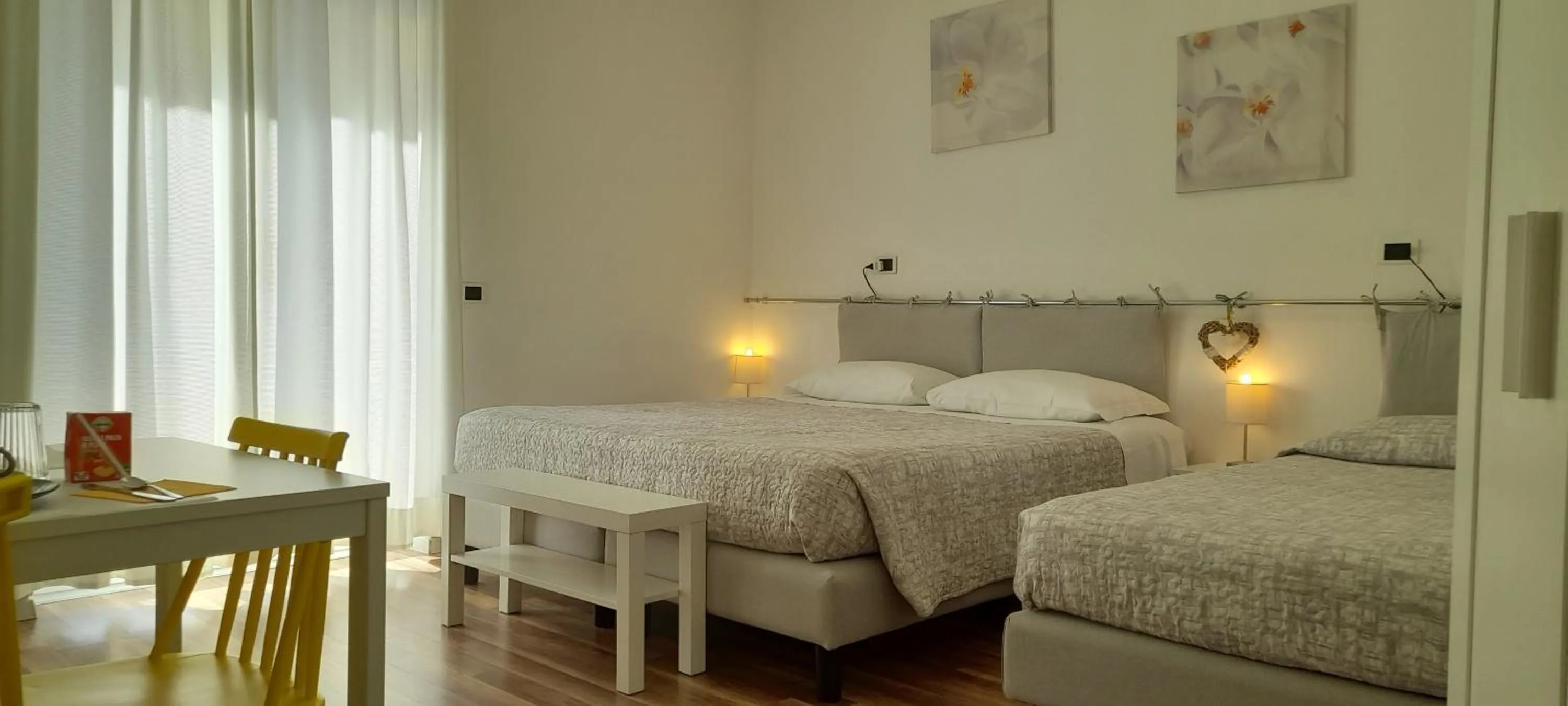 Bed in Cristel malpensa room