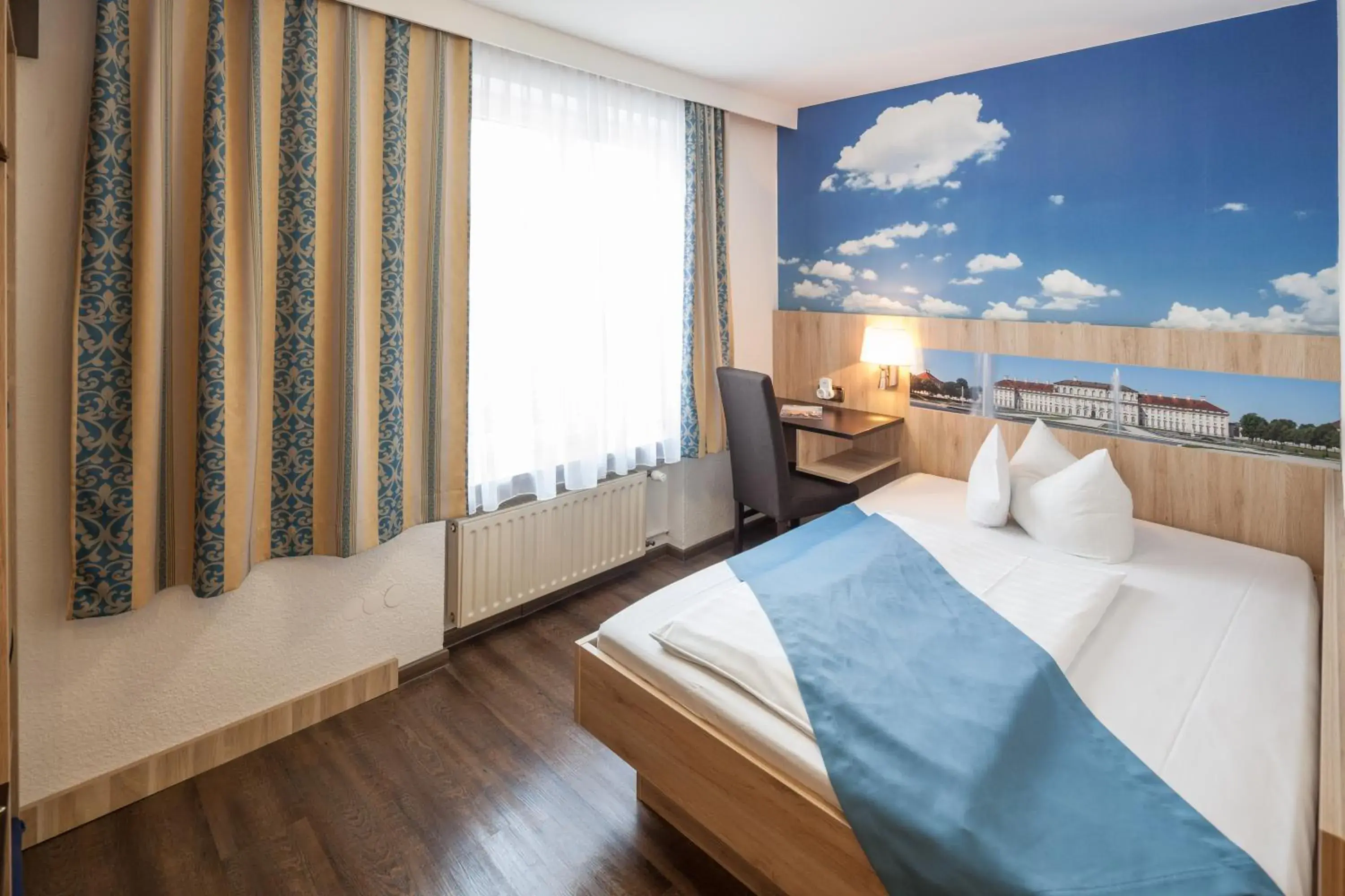 Bed in Hotel Blauer Karpfen Bed in Hotel Blauer Karpfen