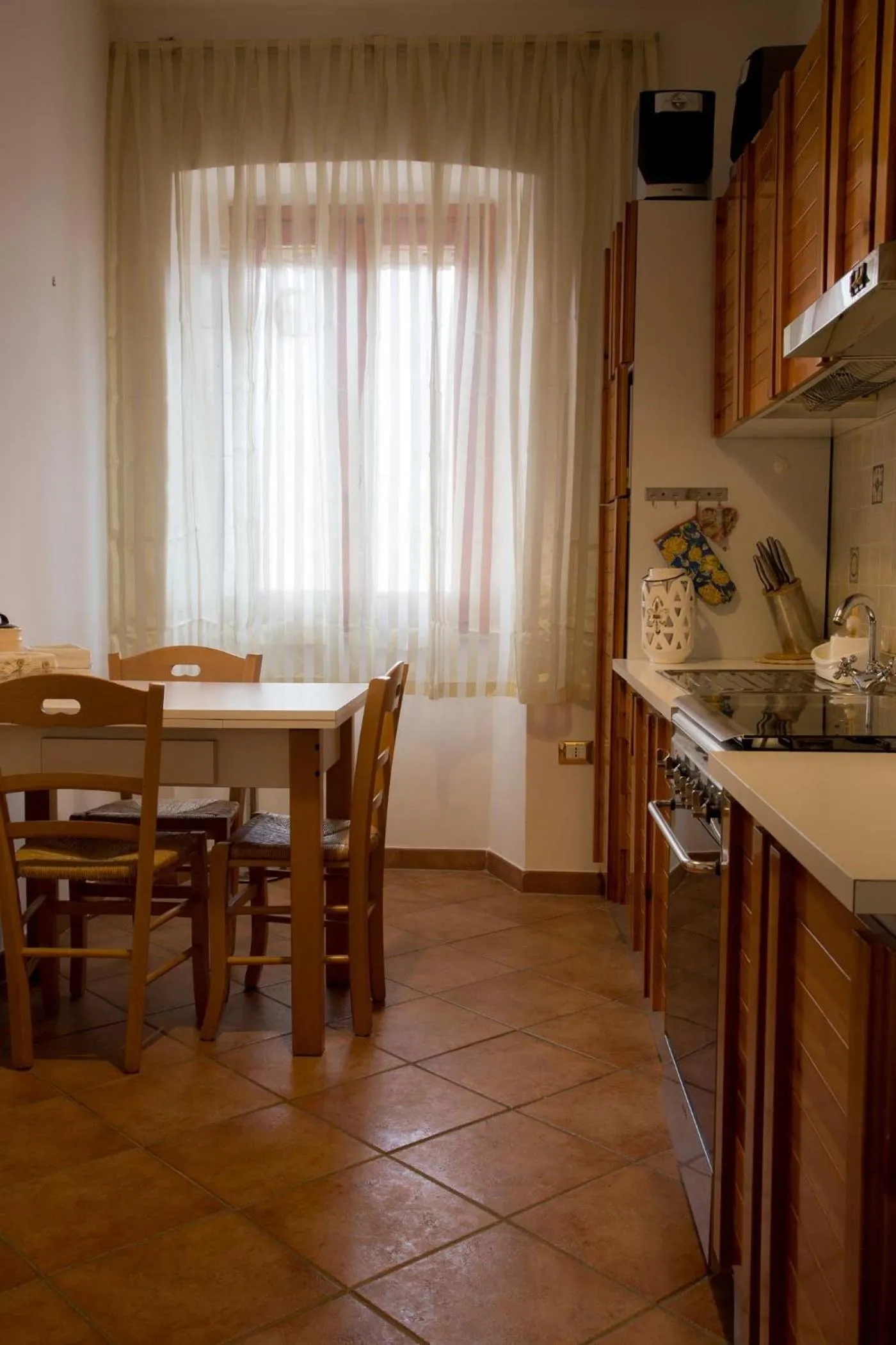 Internal: Not applicable to any particular room in Le Pinelle