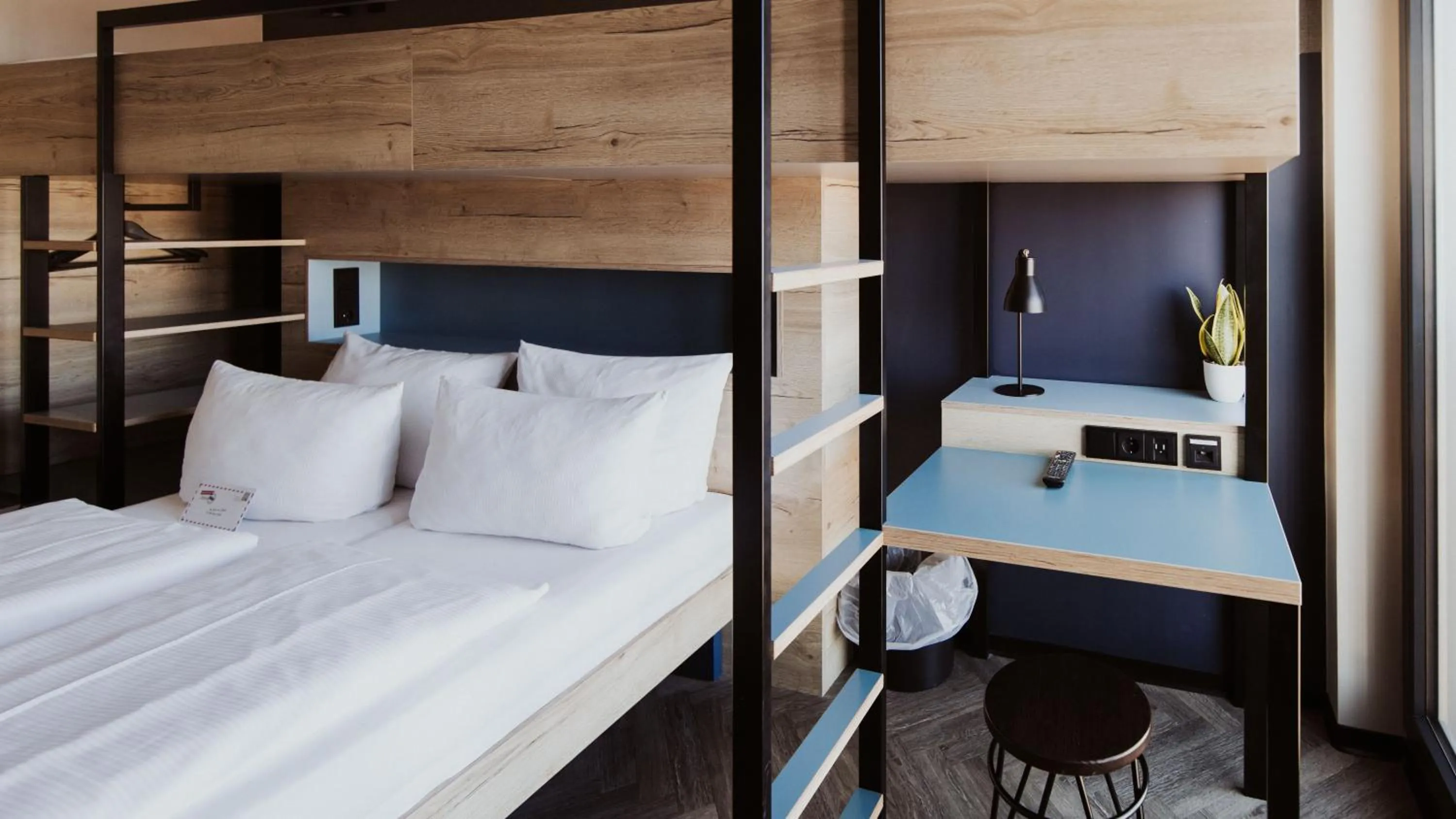 Bed in Emma by Schulz Hotel Berlin Friedrichshain