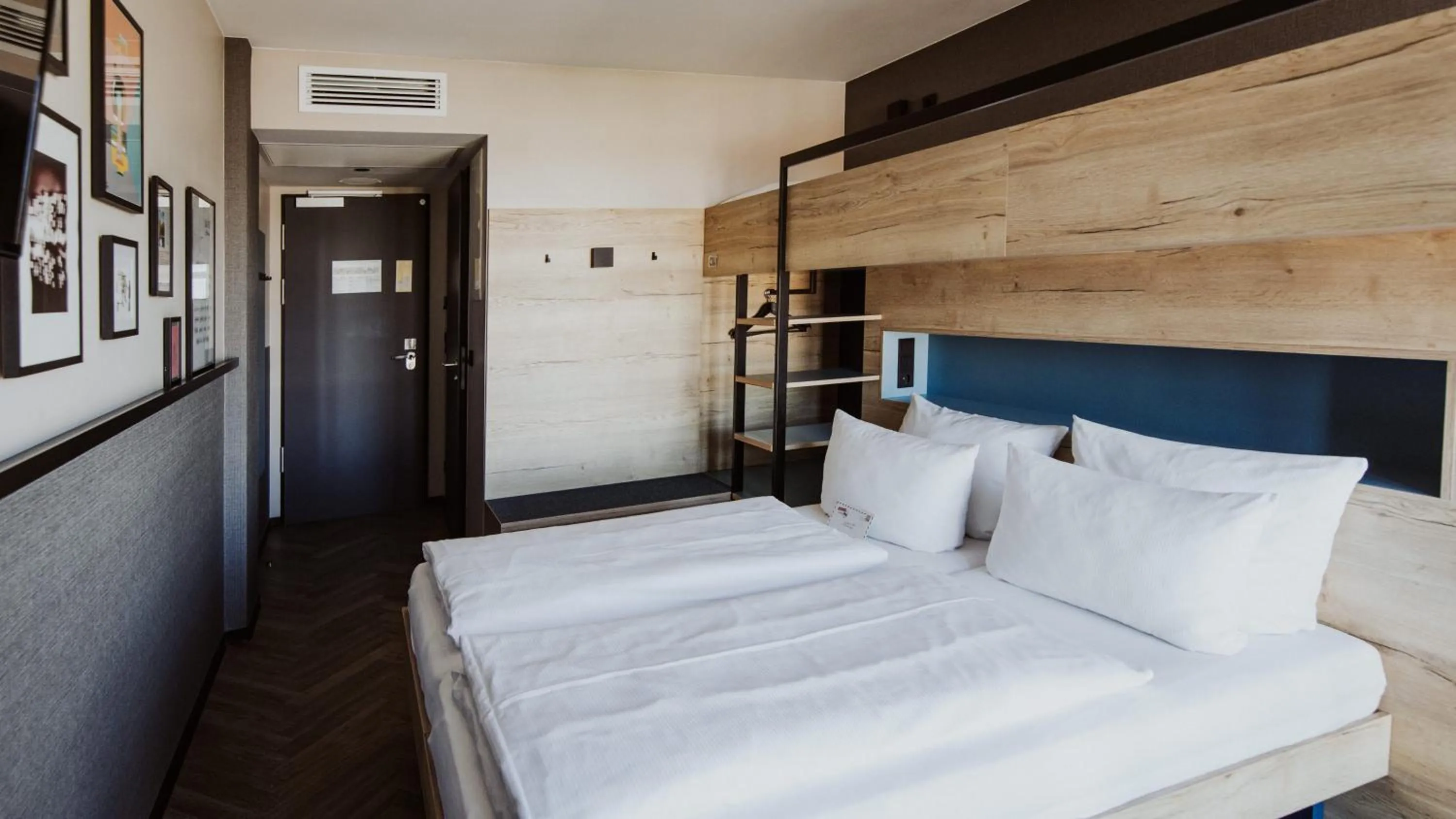 Bed in Emma by Schulz Hotel Berlin Friedrichshain