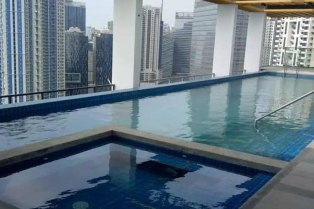 Swimming pool in A2J Luxury BGC Balcony Suite Near SM AURA Taguig