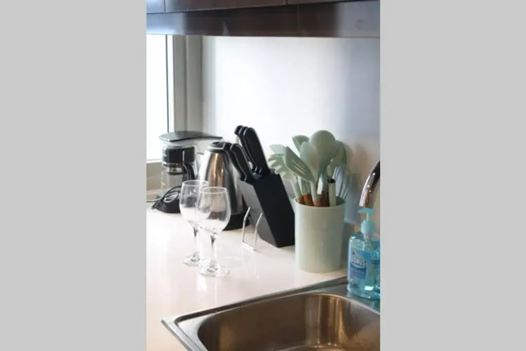 A2J Luxury BGC Balcony Suite Near SM AURA Taguig A2J Luxury BGC Balcony Suite Near SM AURA Taguig