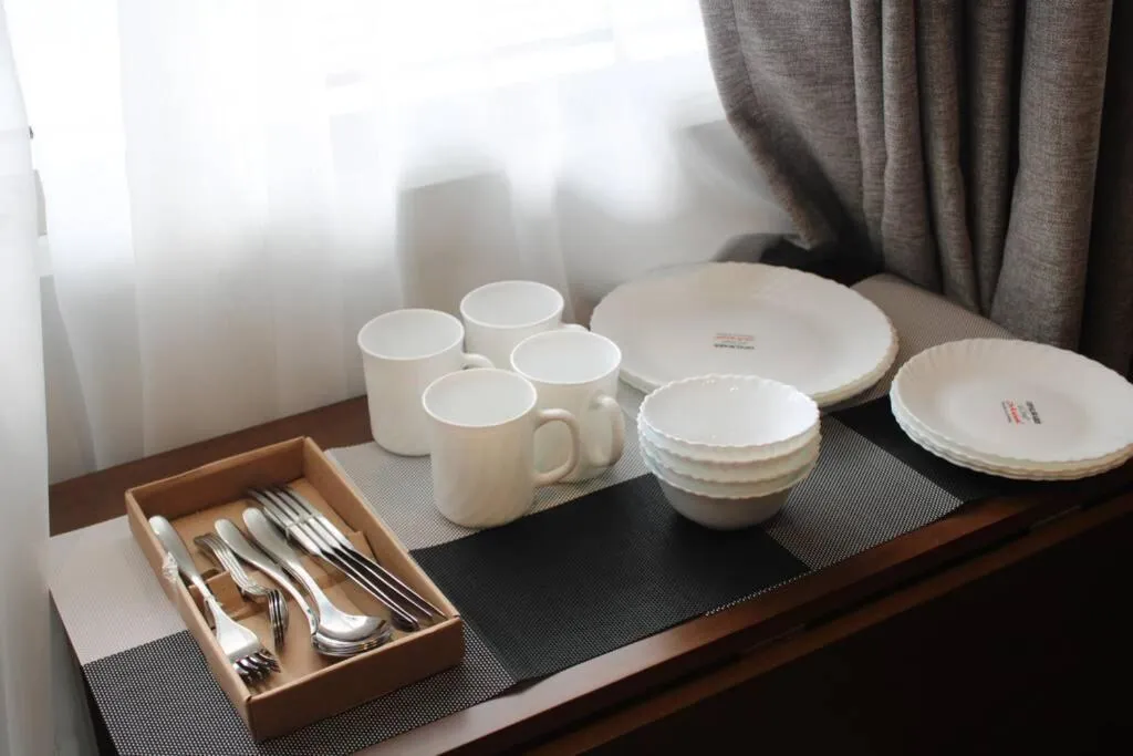 A2J Luxury BGC Balcony Suite Near SM AURA Taguig