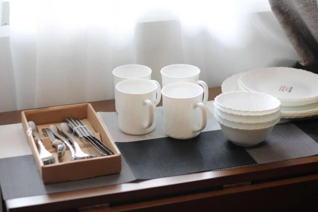 A2J Luxury BGC Balcony Suite Near SM AURA Taguig