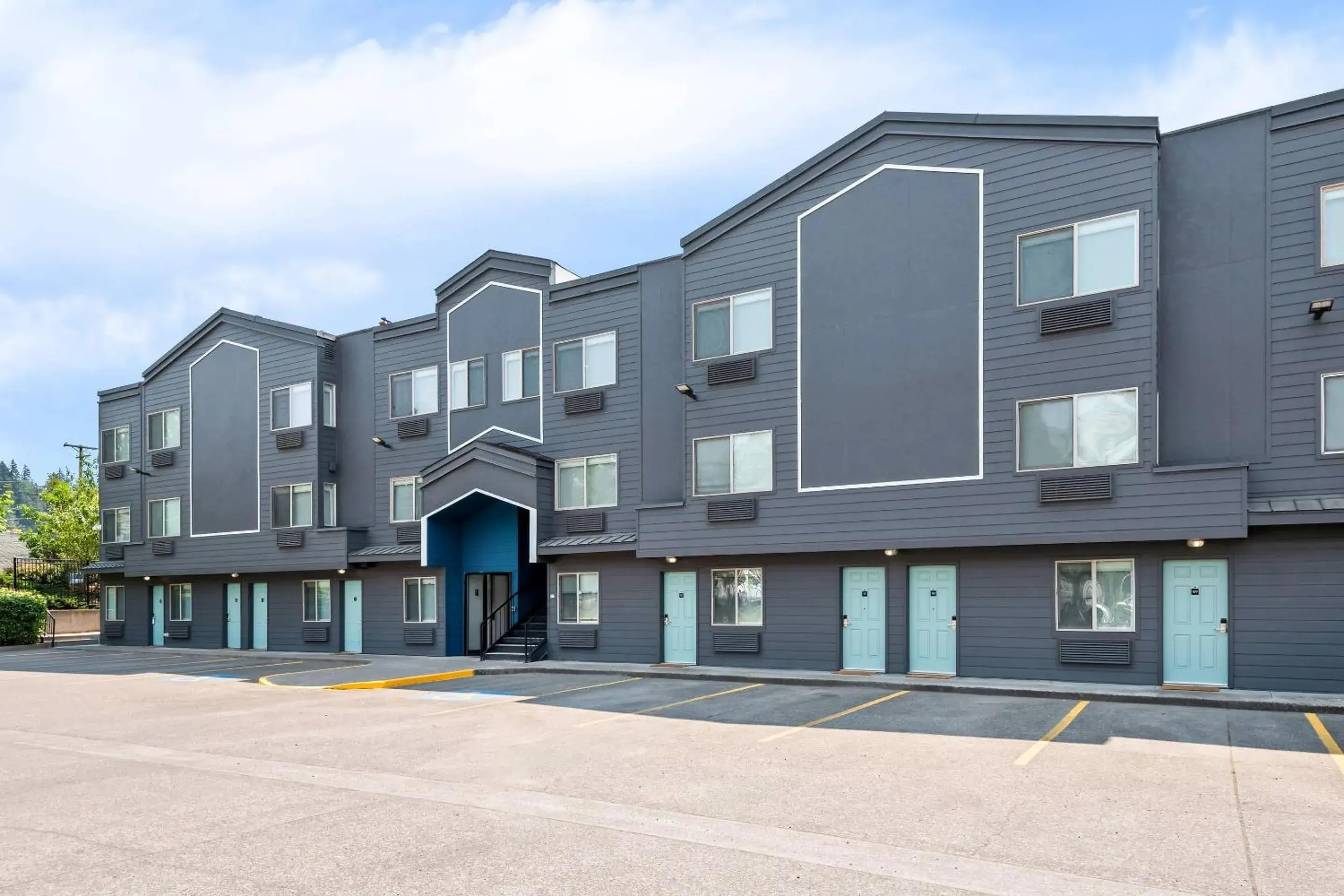 Property building in Maverick Hotel Eugene Near University, an Ascend Collection Hotel Property building in Maverick Hotel Eugene Near University, an Ascend Collection Hotel