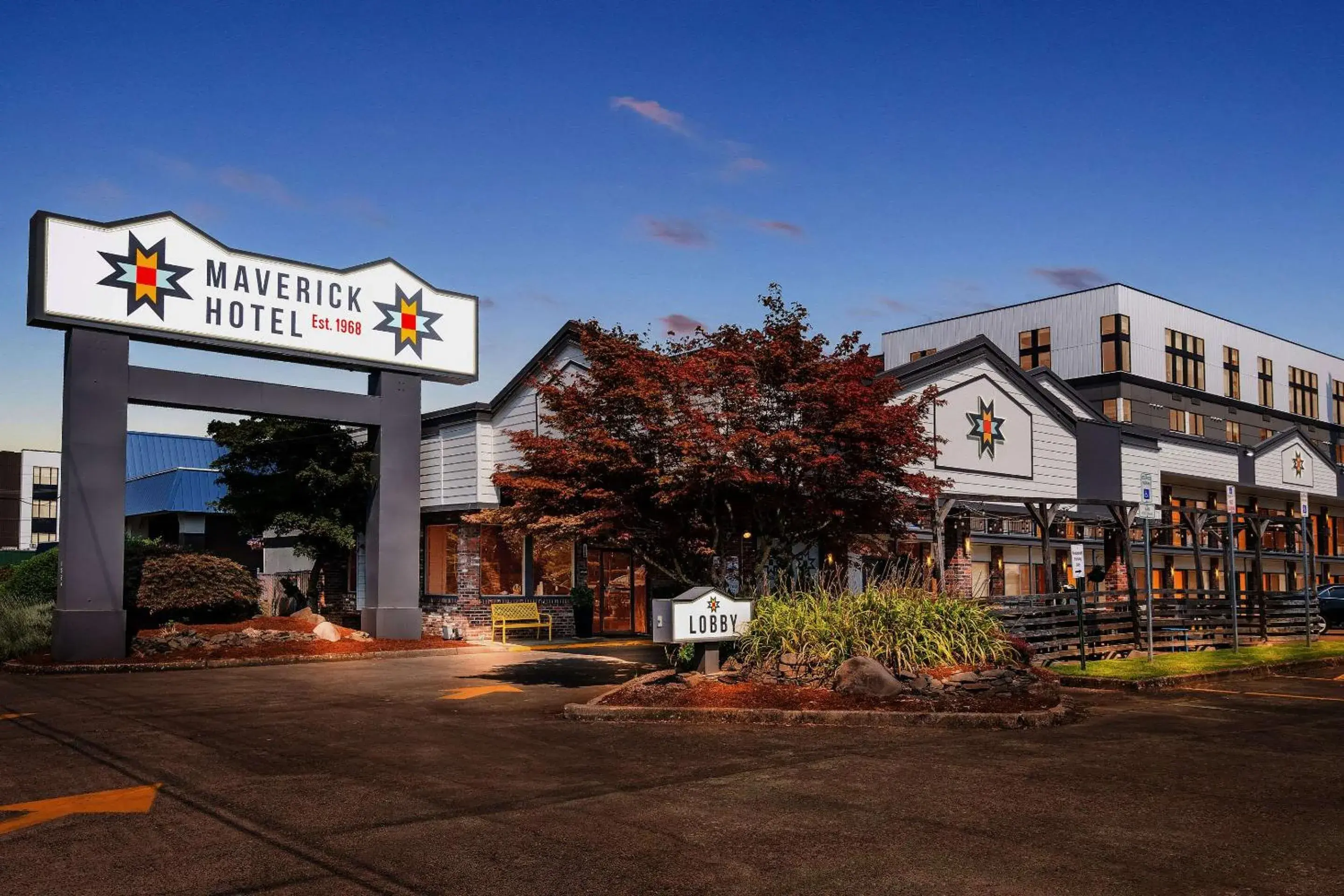Property building in Maverick Hotel Eugene Near University, an Ascend Collection Hotel Property building in Maverick Hotel Eugene Near University, an Ascend Collection Hotel