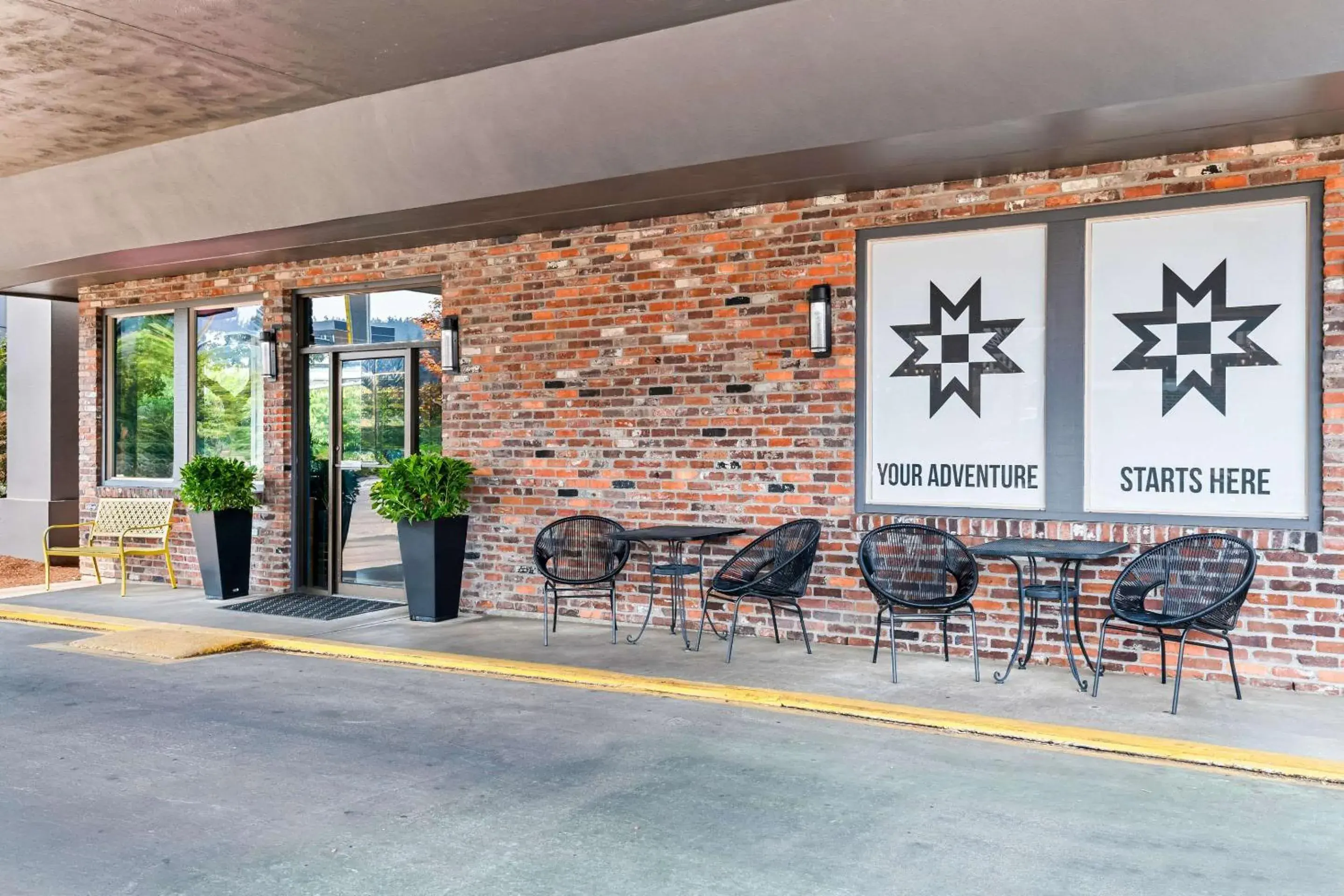 Property building in Maverick Hotel Eugene Near University, an Ascend Collection Hotel Property building in Maverick Hotel Eugene Near University, an Ascend Collection Hotel