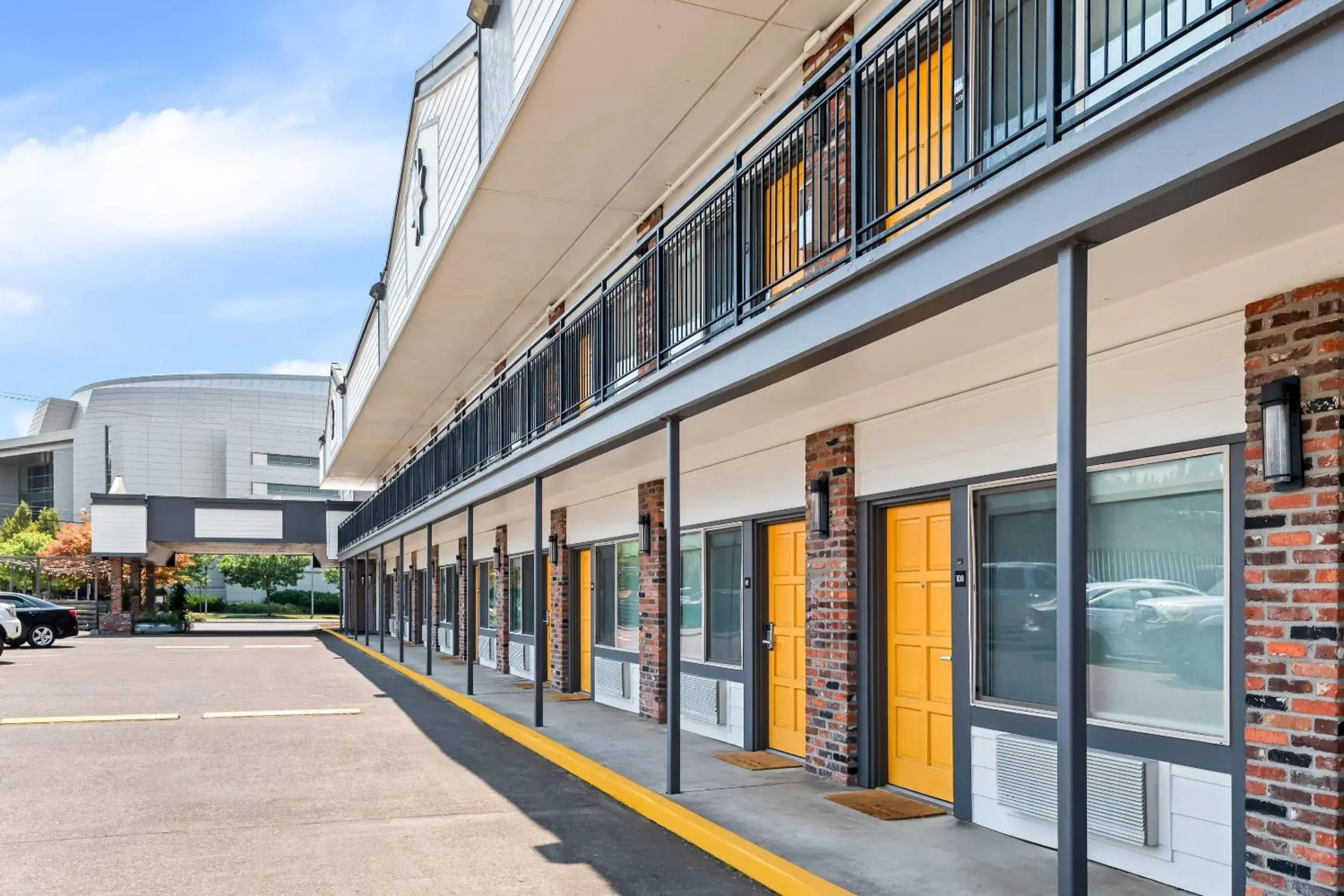 Property building in Maverick Hotel Eugene Near University, an Ascend Collection Hotel Property building in Maverick Hotel Eugene Near University, an Ascend Collection Hotel