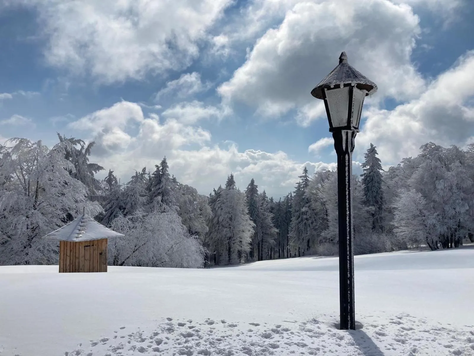 Off site in Libušín & Maměnka národní kulturní památky