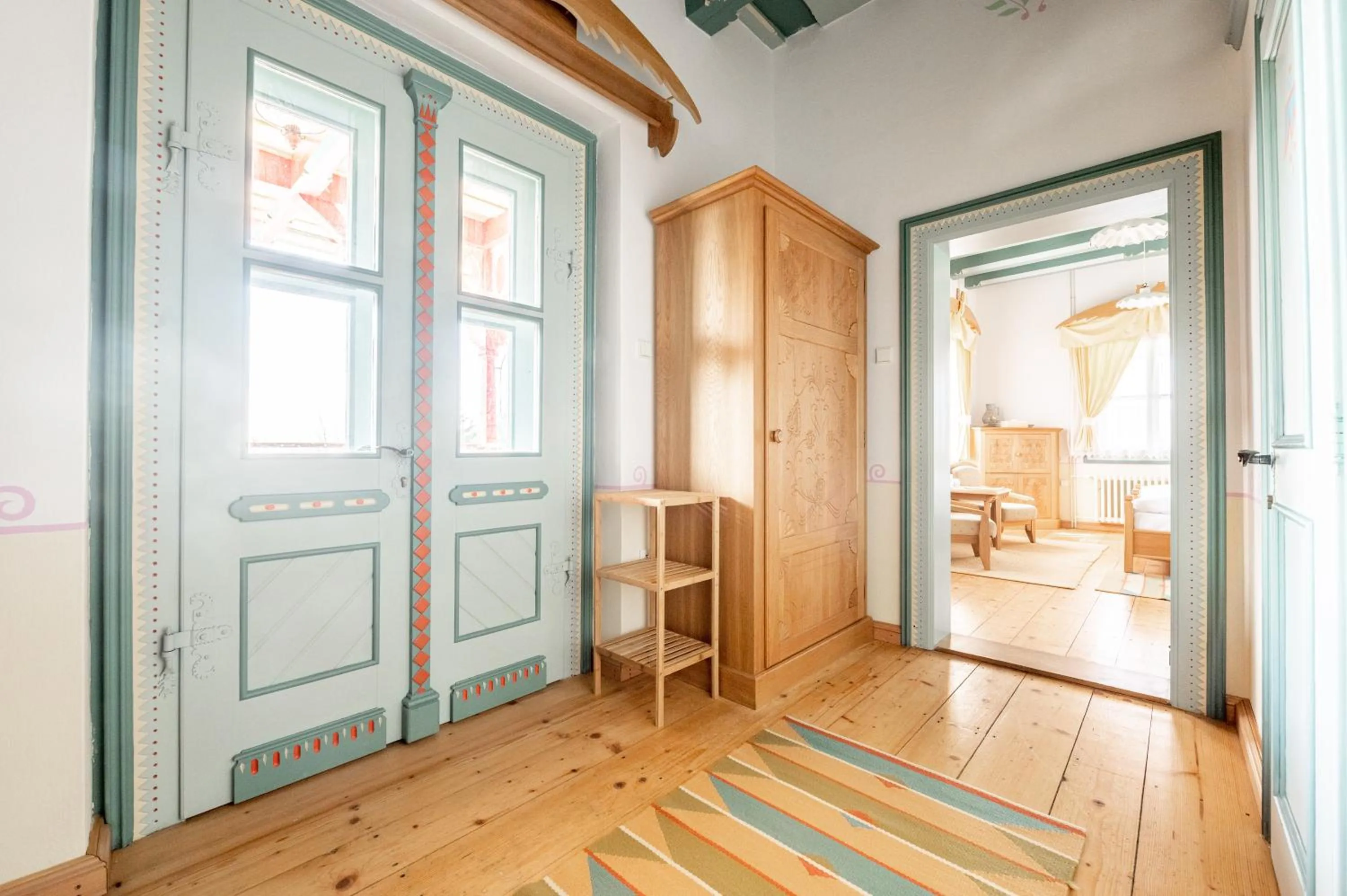 Decorative detail in Libušín & Maměnka národní kulturní památky