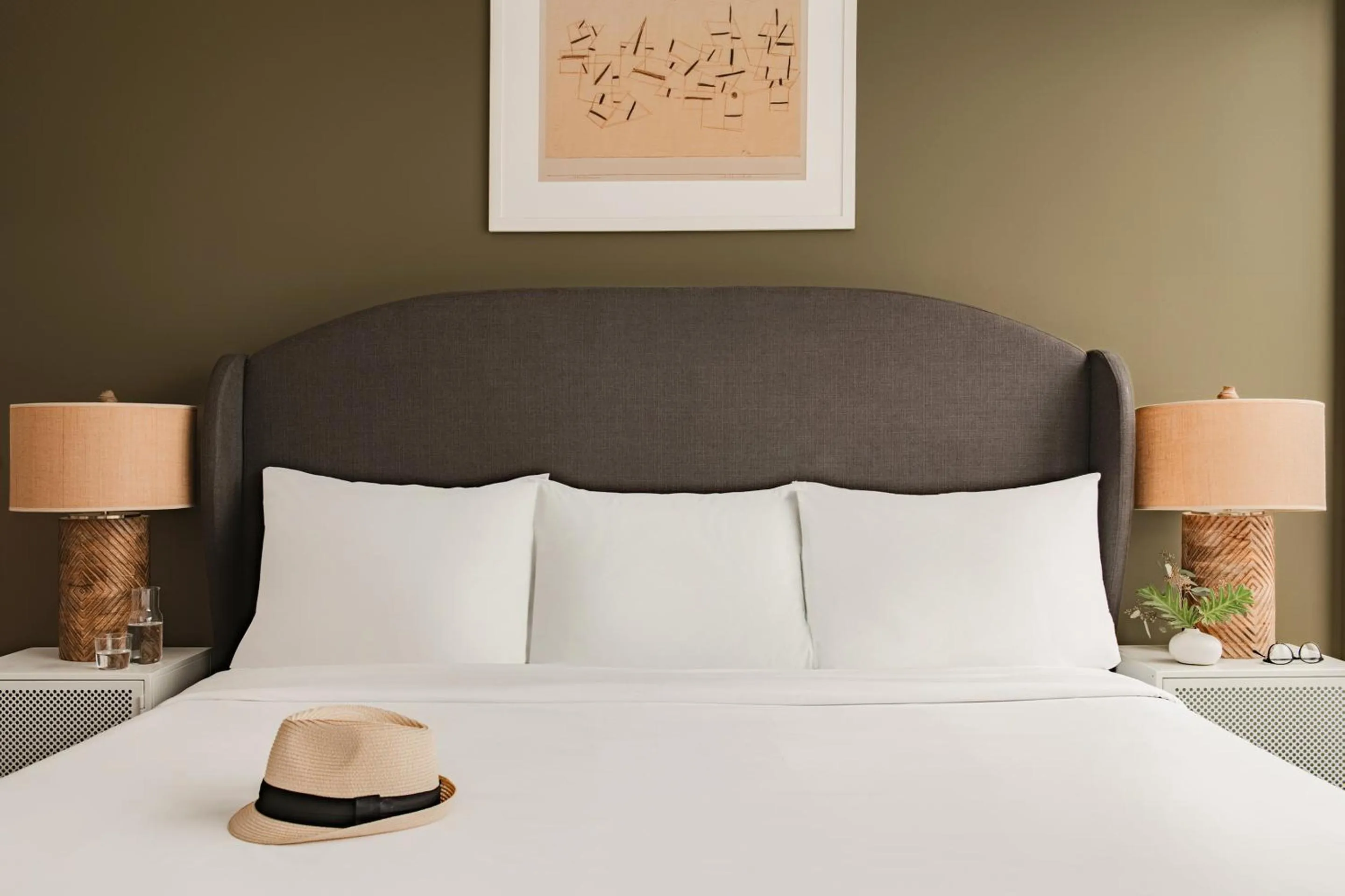 Living room, Bed in Sonder by Marriott Bonvoy 17WEST Apartments