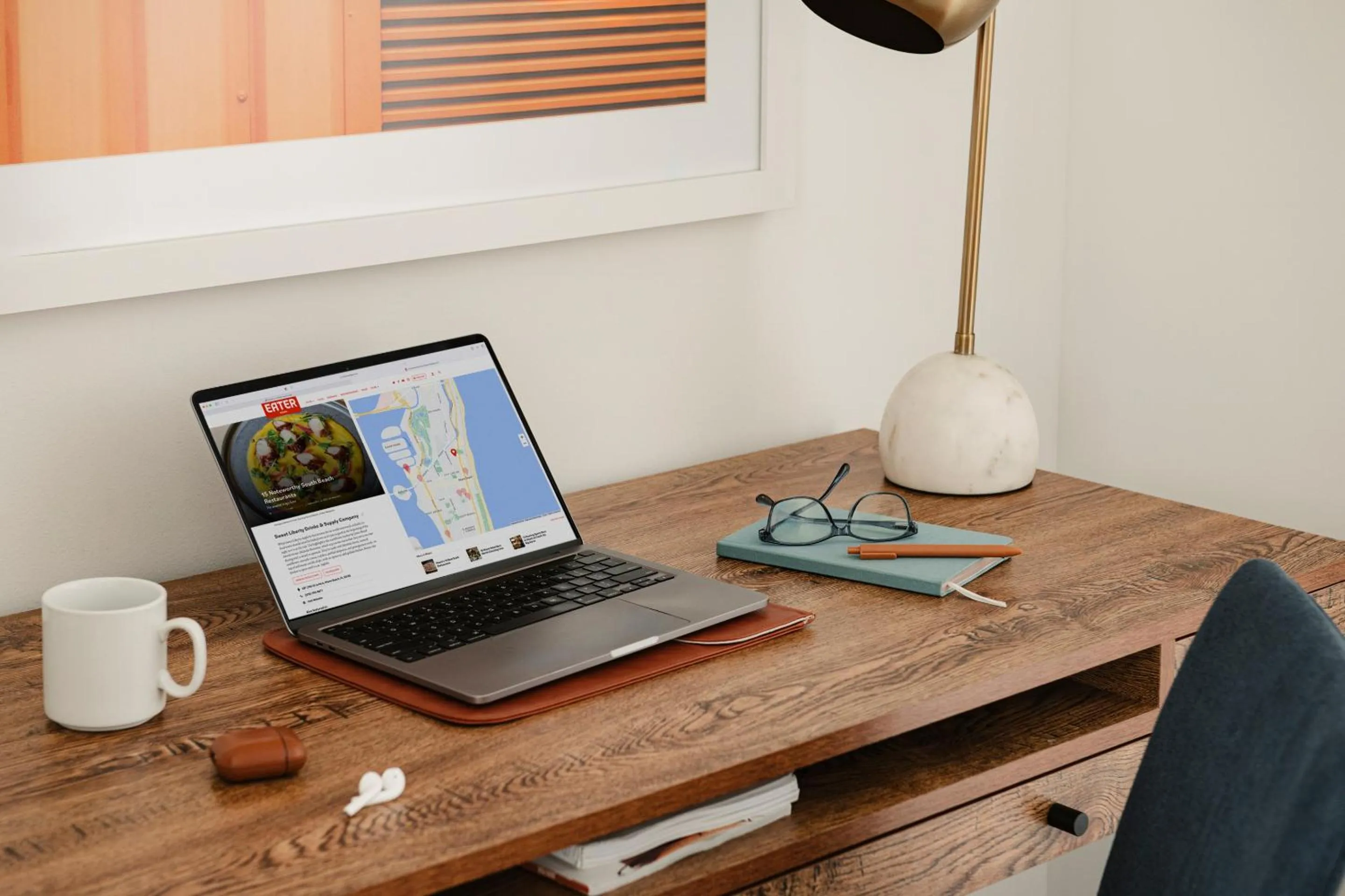 Living room in Sonder by Marriott Bonvoy 17WEST Apartments