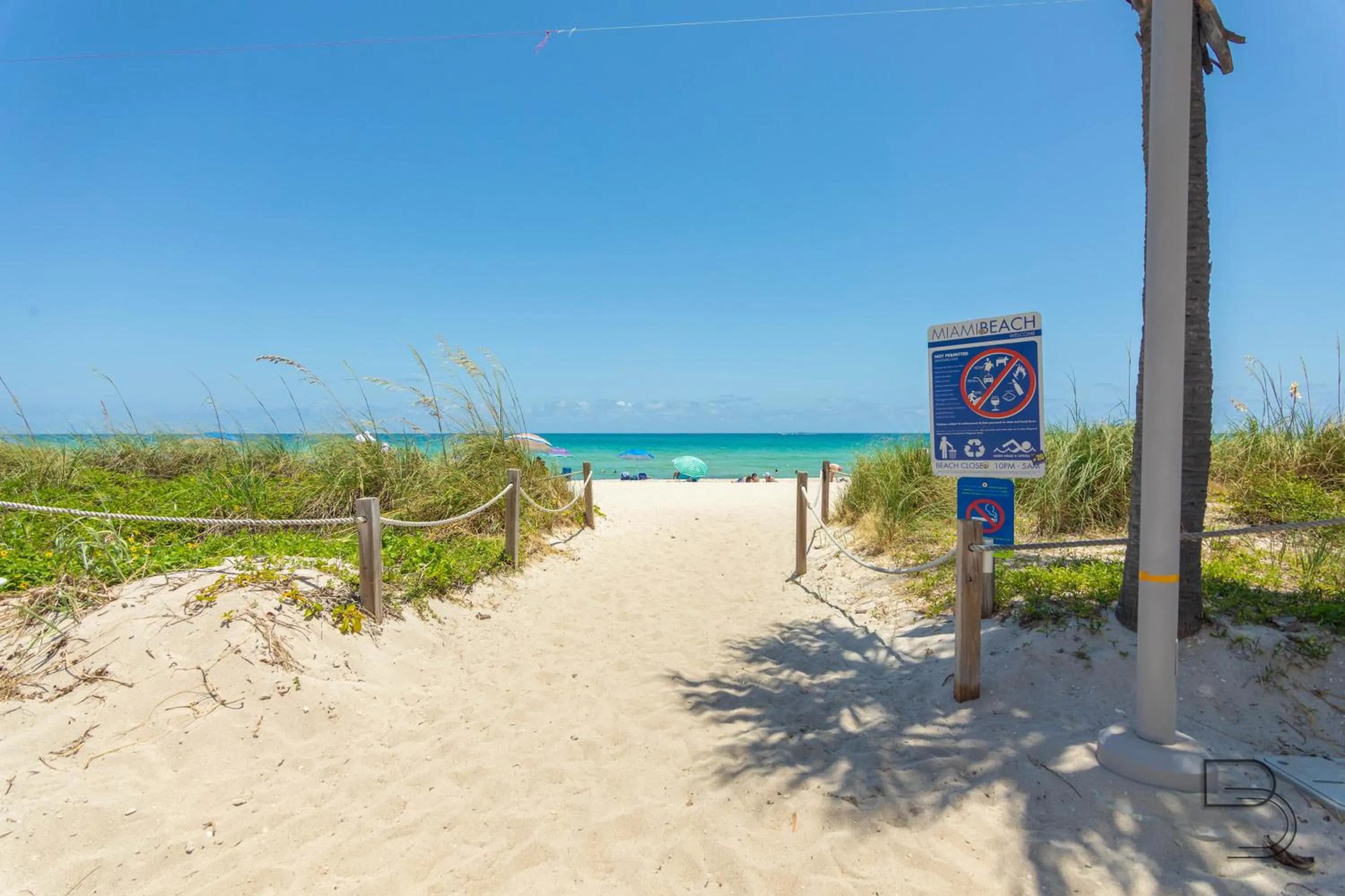 Beach in Girasole Rentals