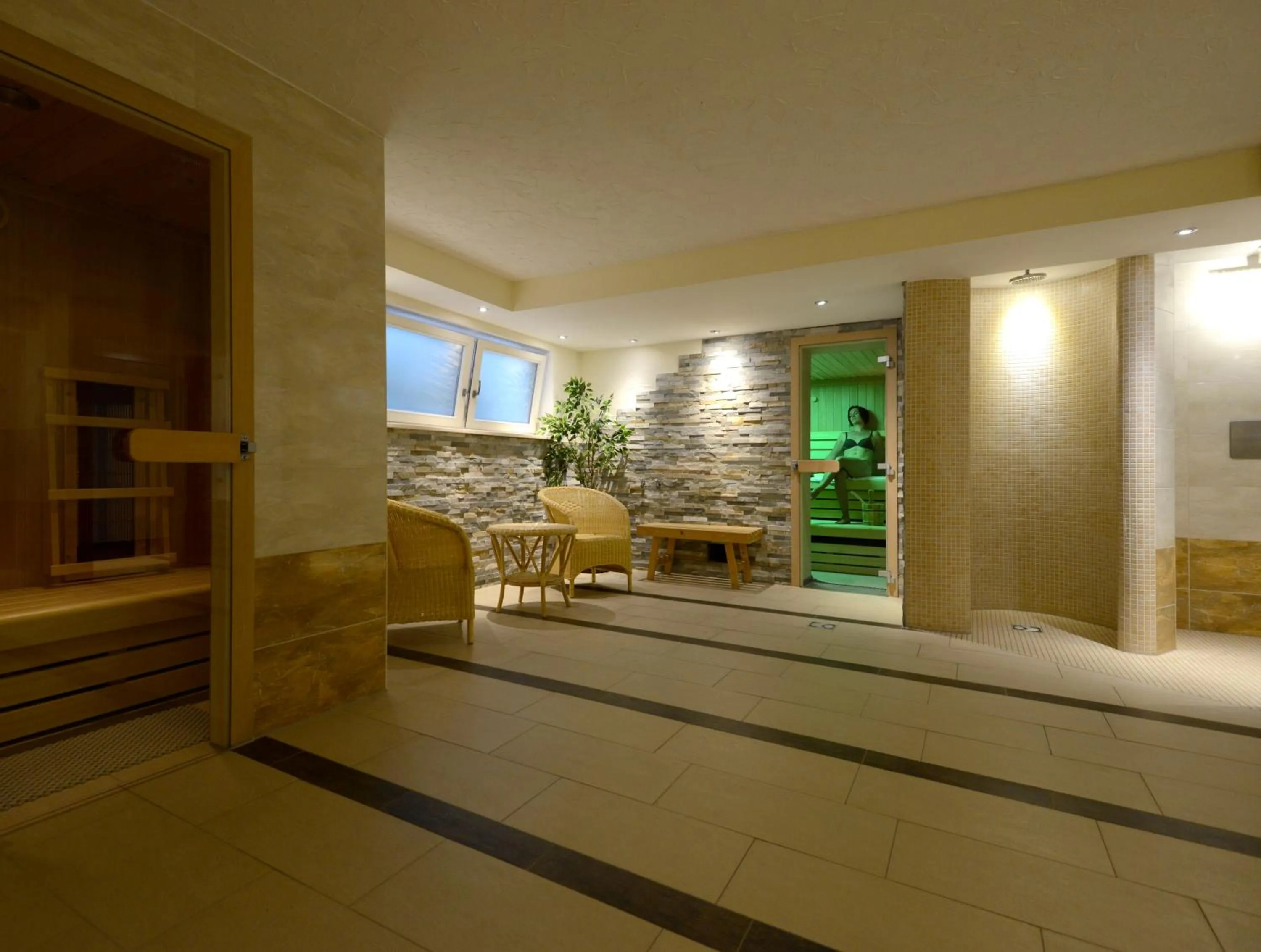 Spring in Stoll's Hotel Alpina