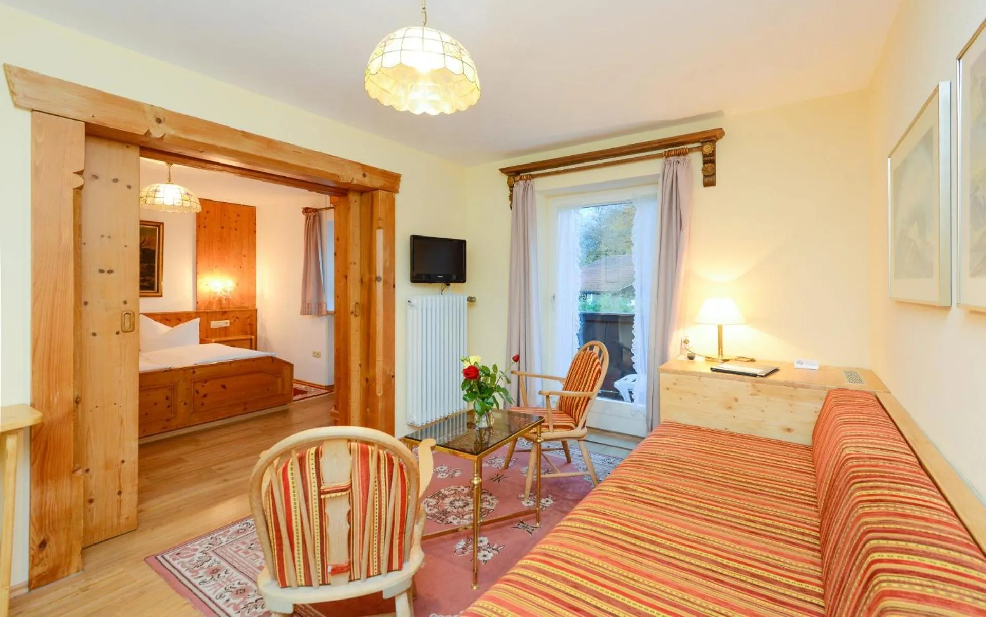 TV and multimedia, Bed in Stoll's Hotel Alpina