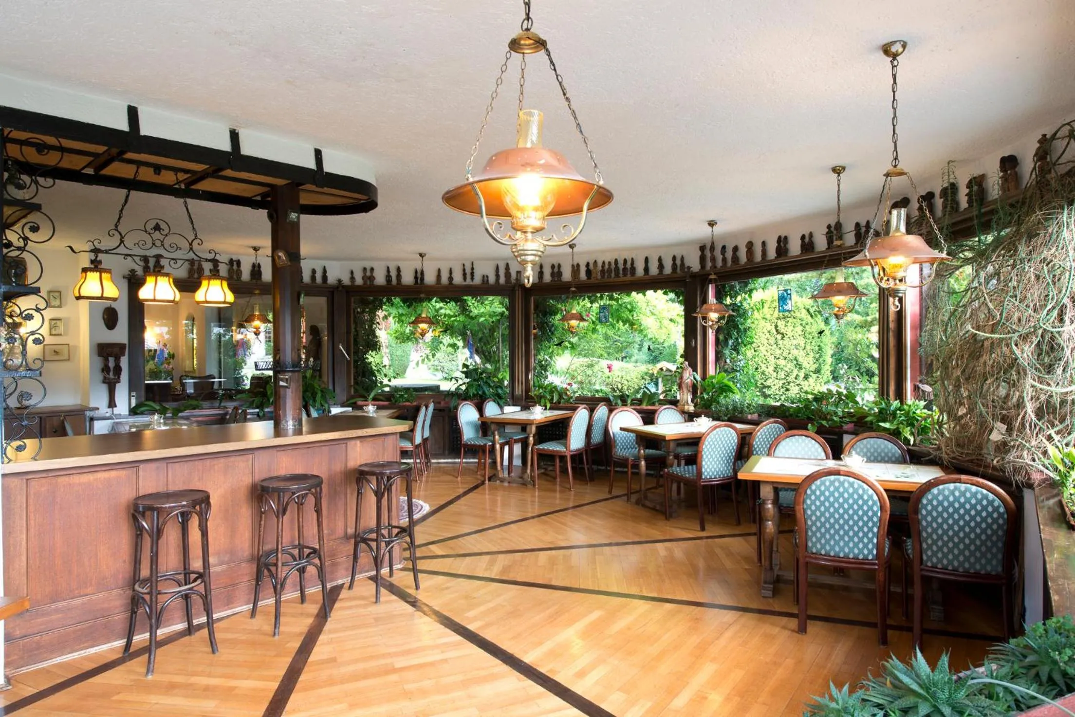 Lounge or bar in Stoll's Hotel Alpina