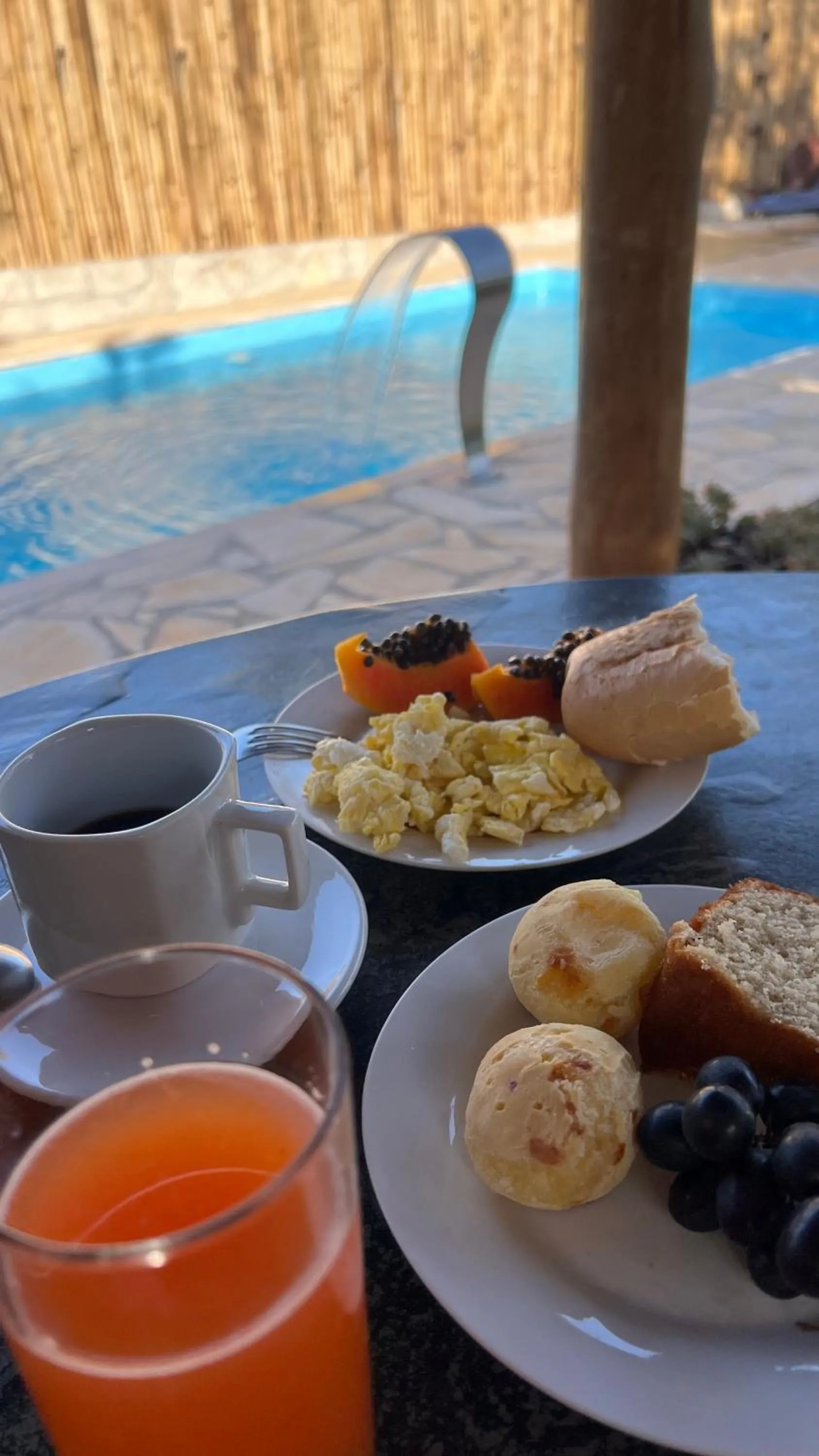 Breakfast in Pousada Casa redonda