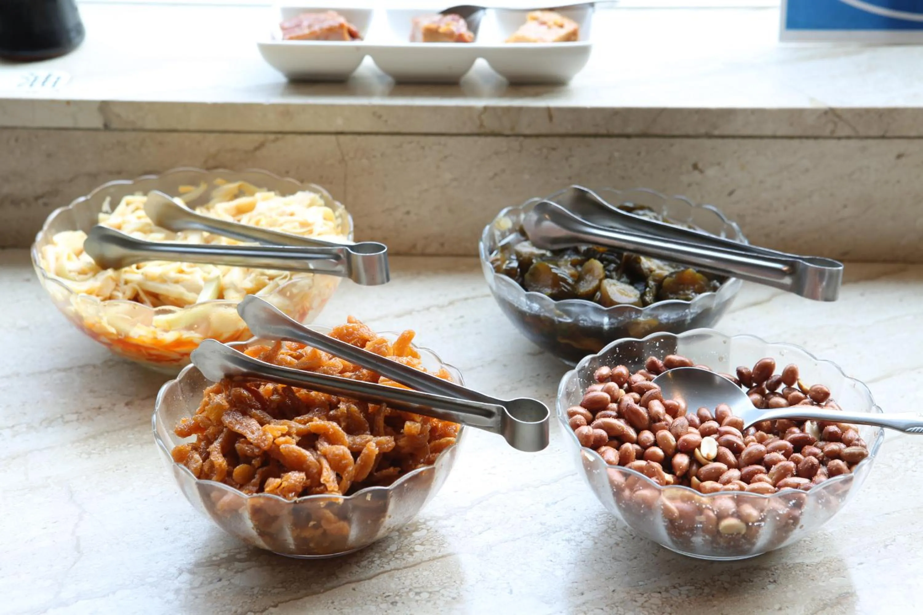 Buffet breakfast in 晶樺商務飯店 鄰近羅東車站