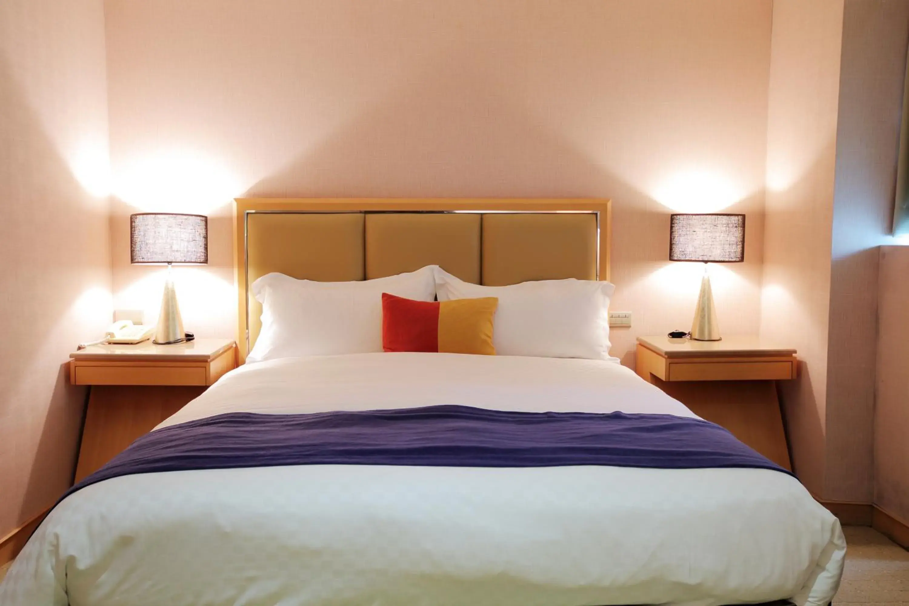 Photo of the whole room, Bed in 晶樺商務飯店 鄰近羅東車站 Photo of the whole room, Bed in 晶樺商務飯店 鄰近羅東車站