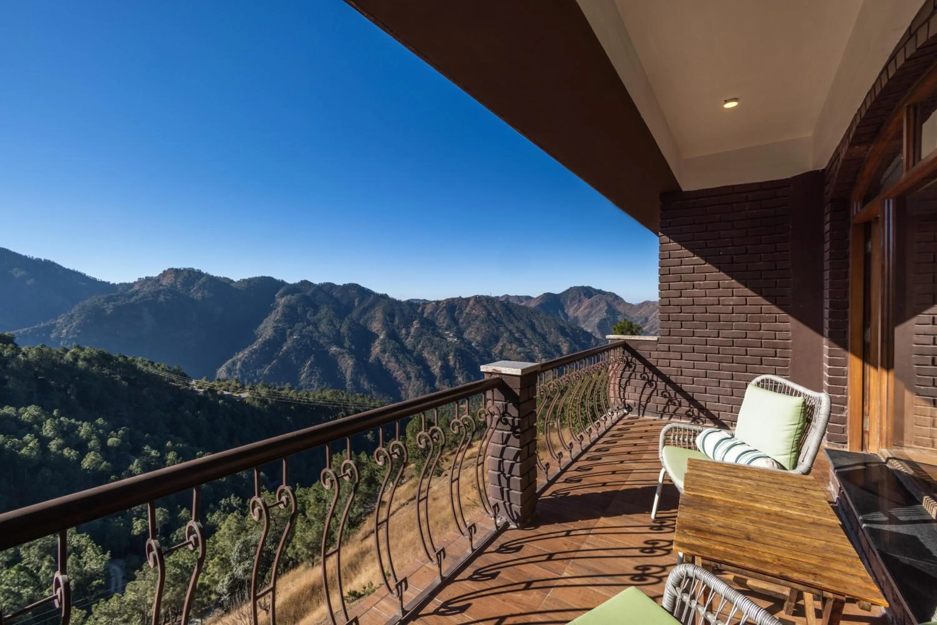 Balcony/Terrace in The Manor Luxury Apartments, Shimla