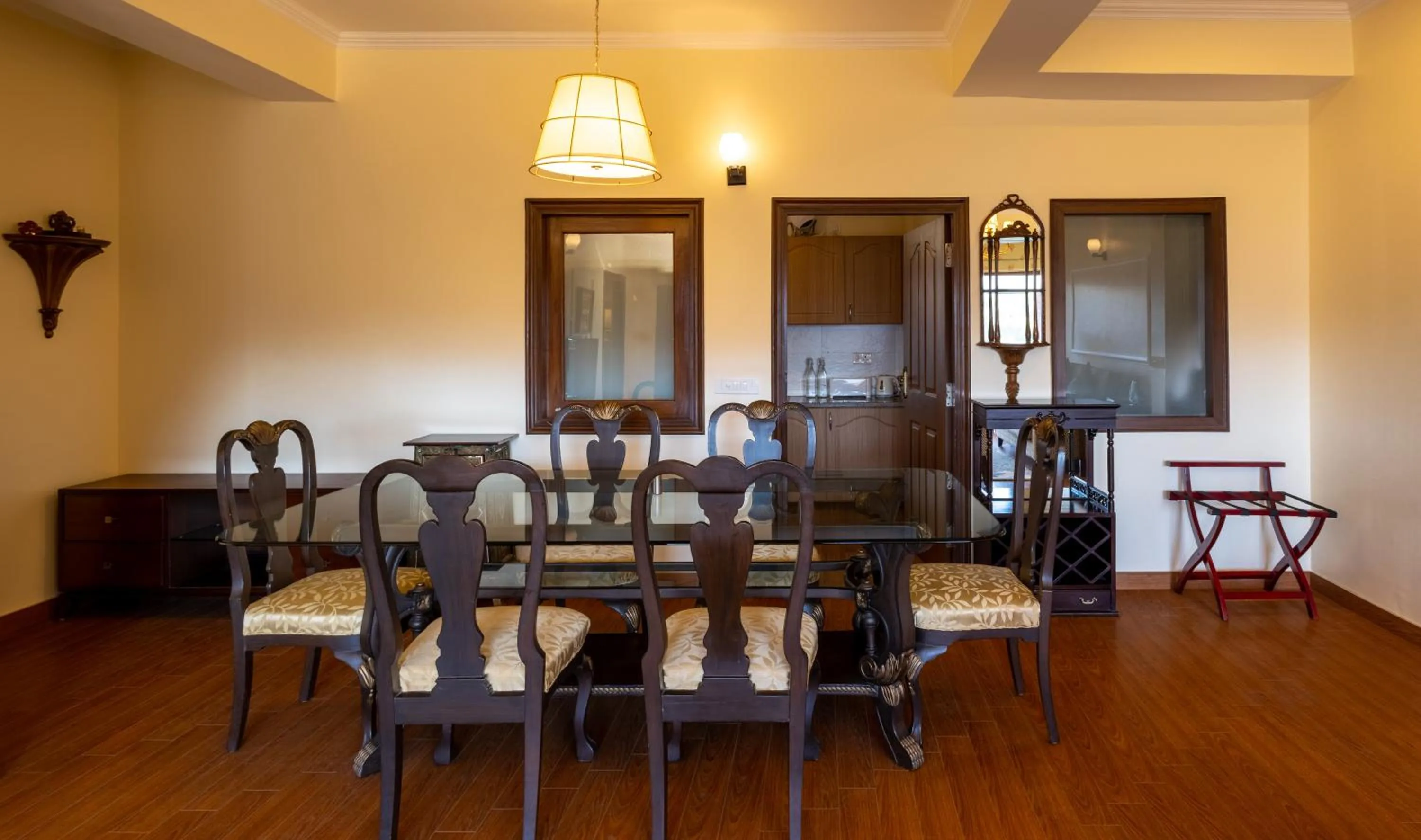 Dining area in The Manor Luxury Apartments, Shimla