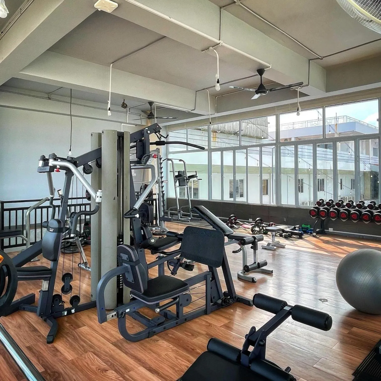 Area and facilities in Grand Sydney Hotel