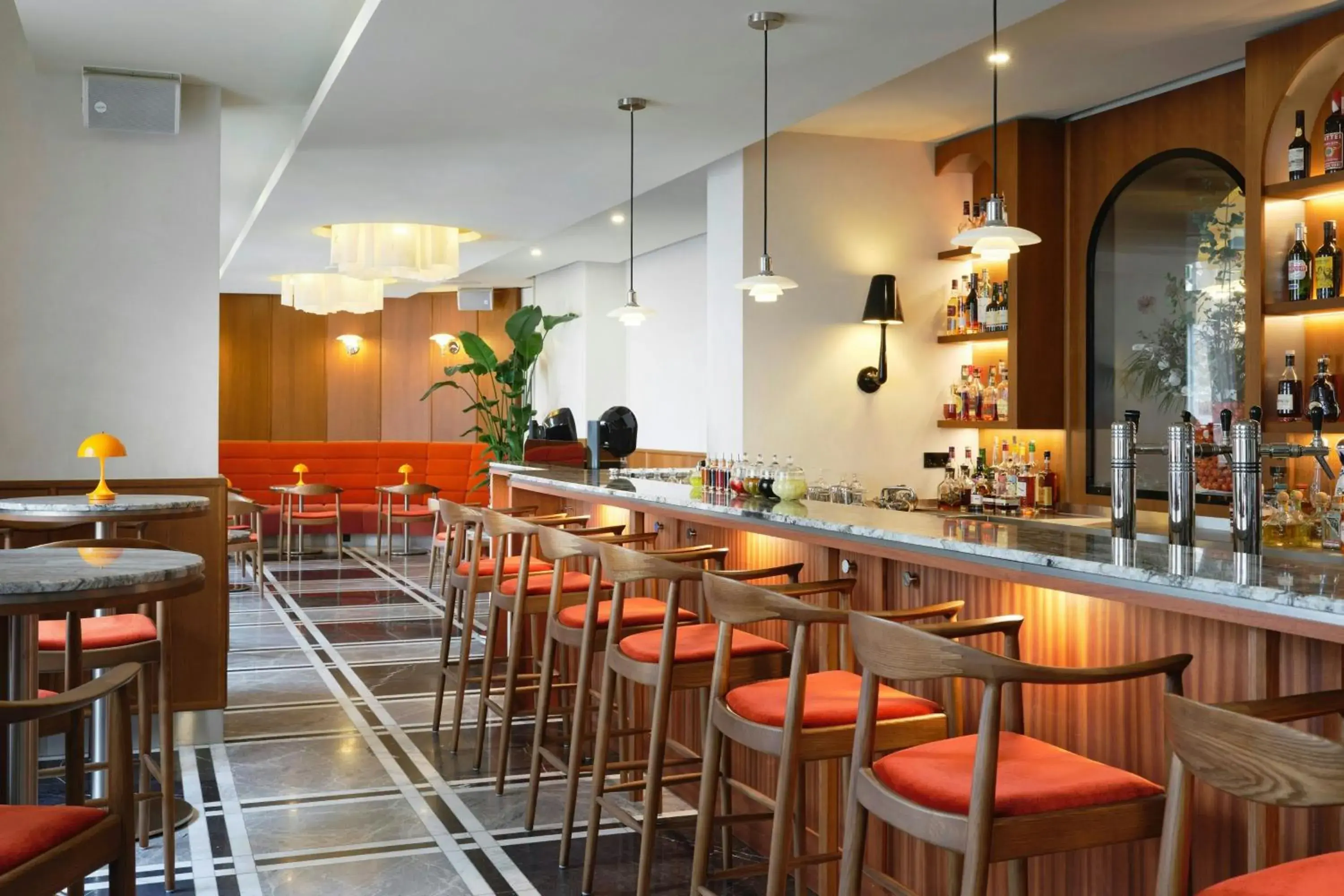 Restaurant/places to eat in Roomers Berlin Steinplatz, Autograph Collection Restaurant/places to eat in Roomers Berlin Steinplatz, Autograph Collection