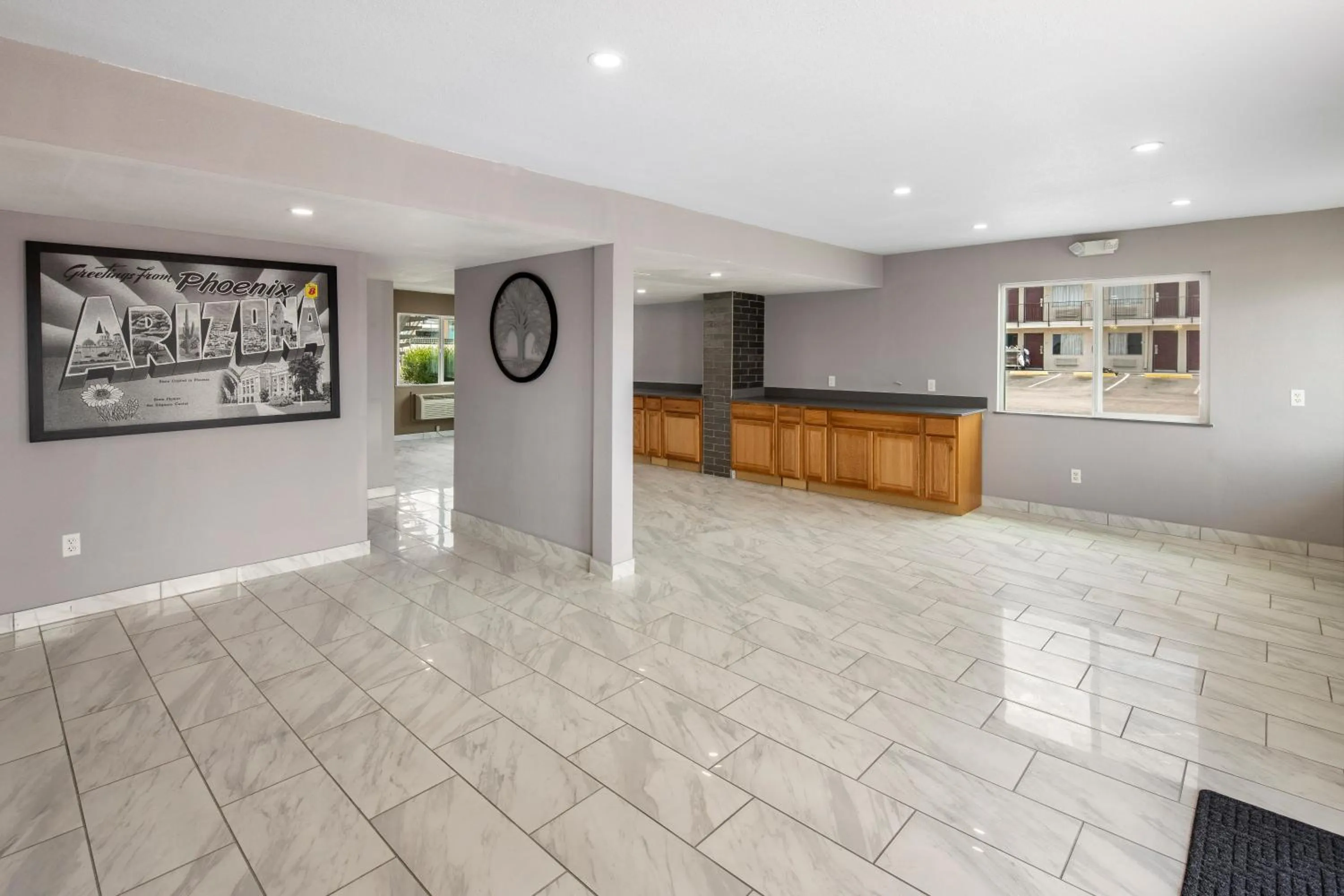 Lobby or reception in Super 8 by Wyndham Phoenix West