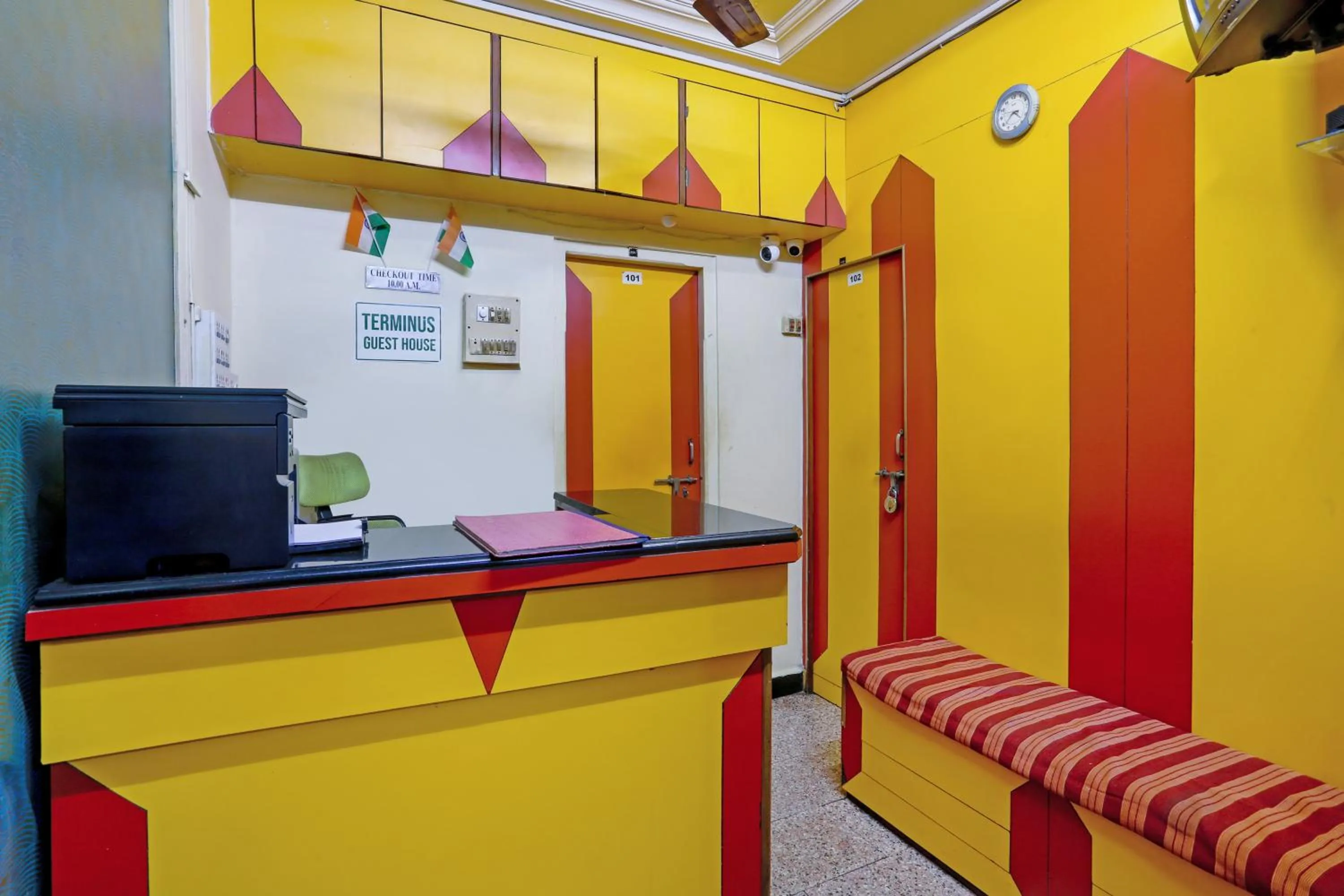 Lobby or reception in HOTEL GOLDEN PLAZA