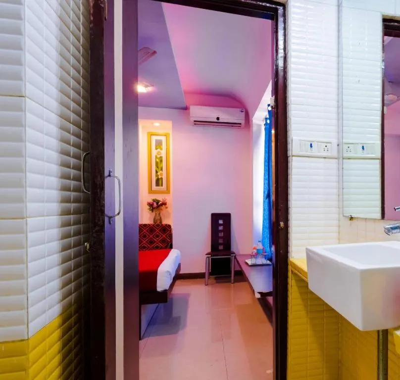 Bed in HOTEL GOLDEN PLAZA