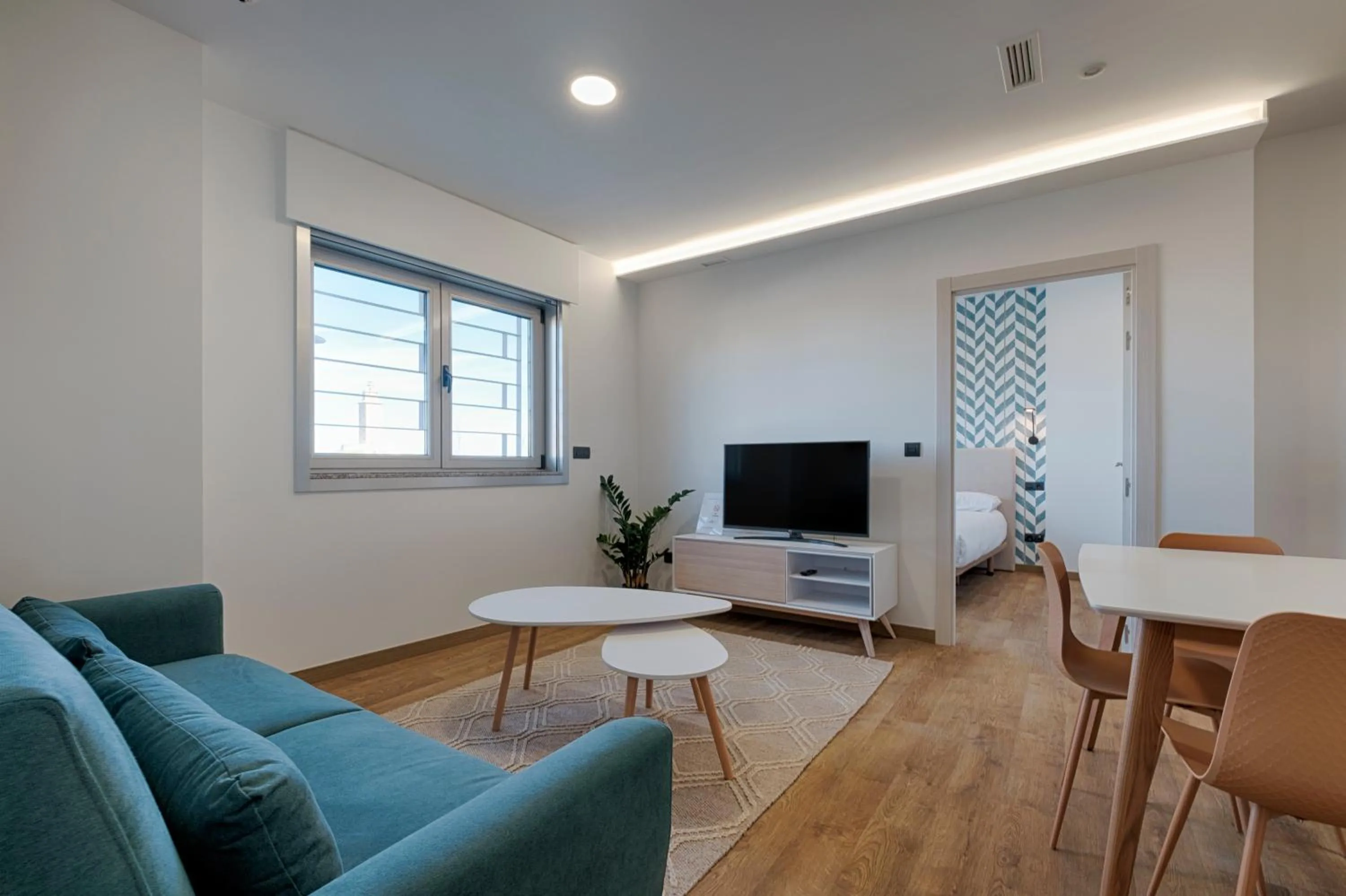 TV and multimedia in TH Apartments by Como en Casa