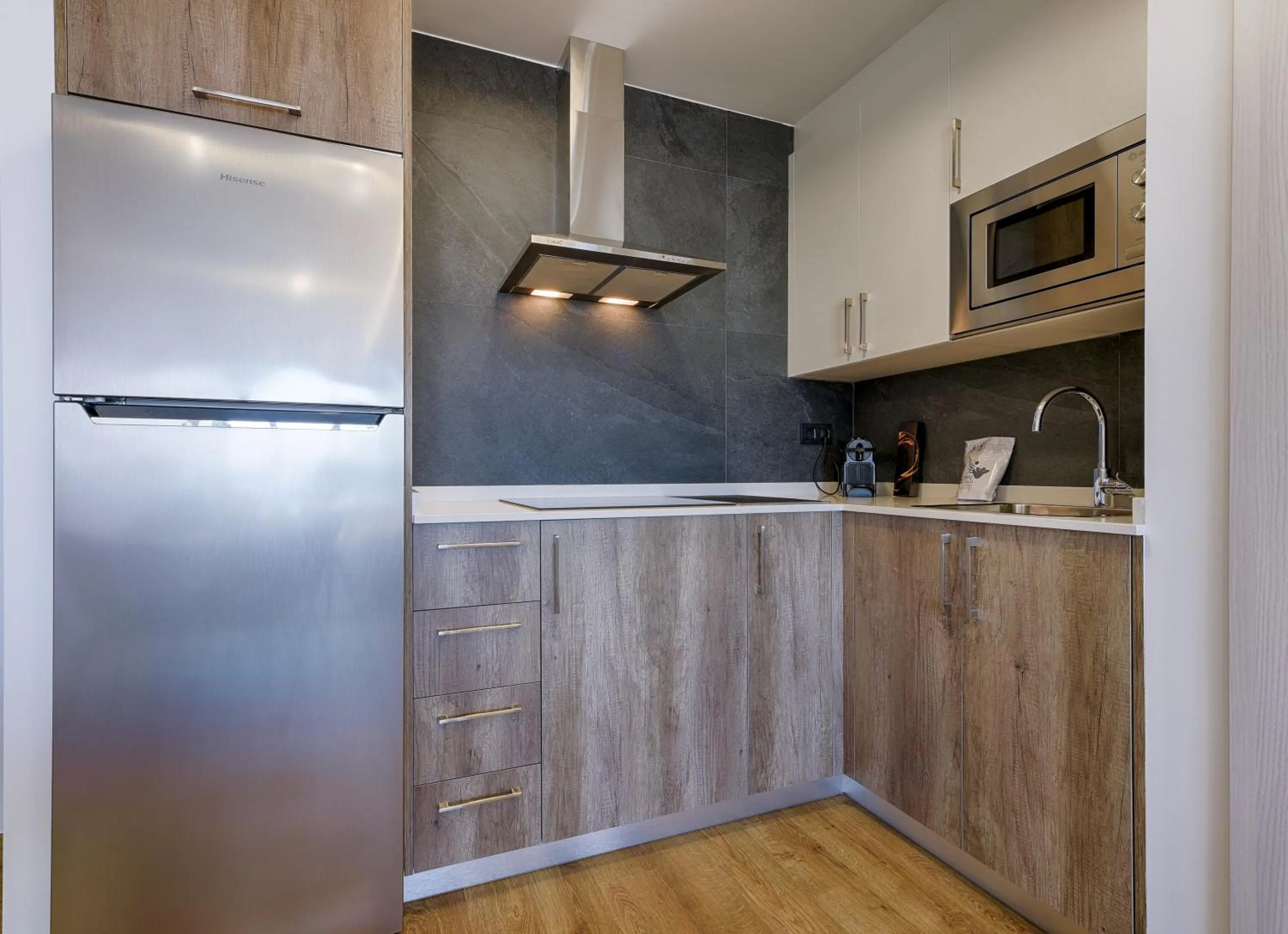 Kitchen or kitchenette in TH Apartments by Como en Casa