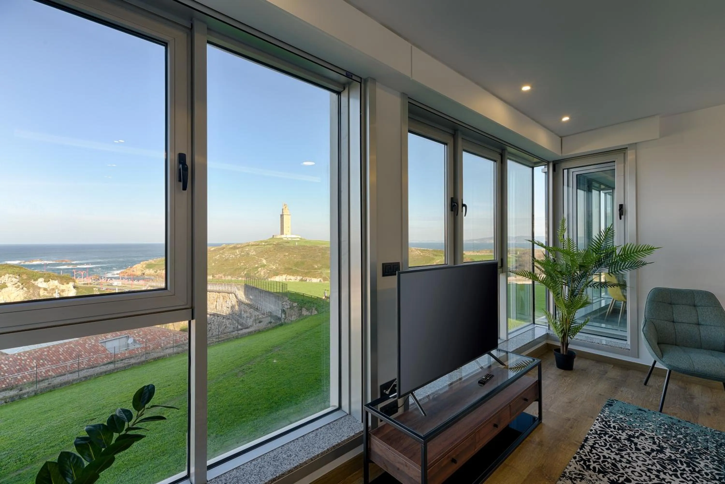Living room in TH Apartments by Como en Casa