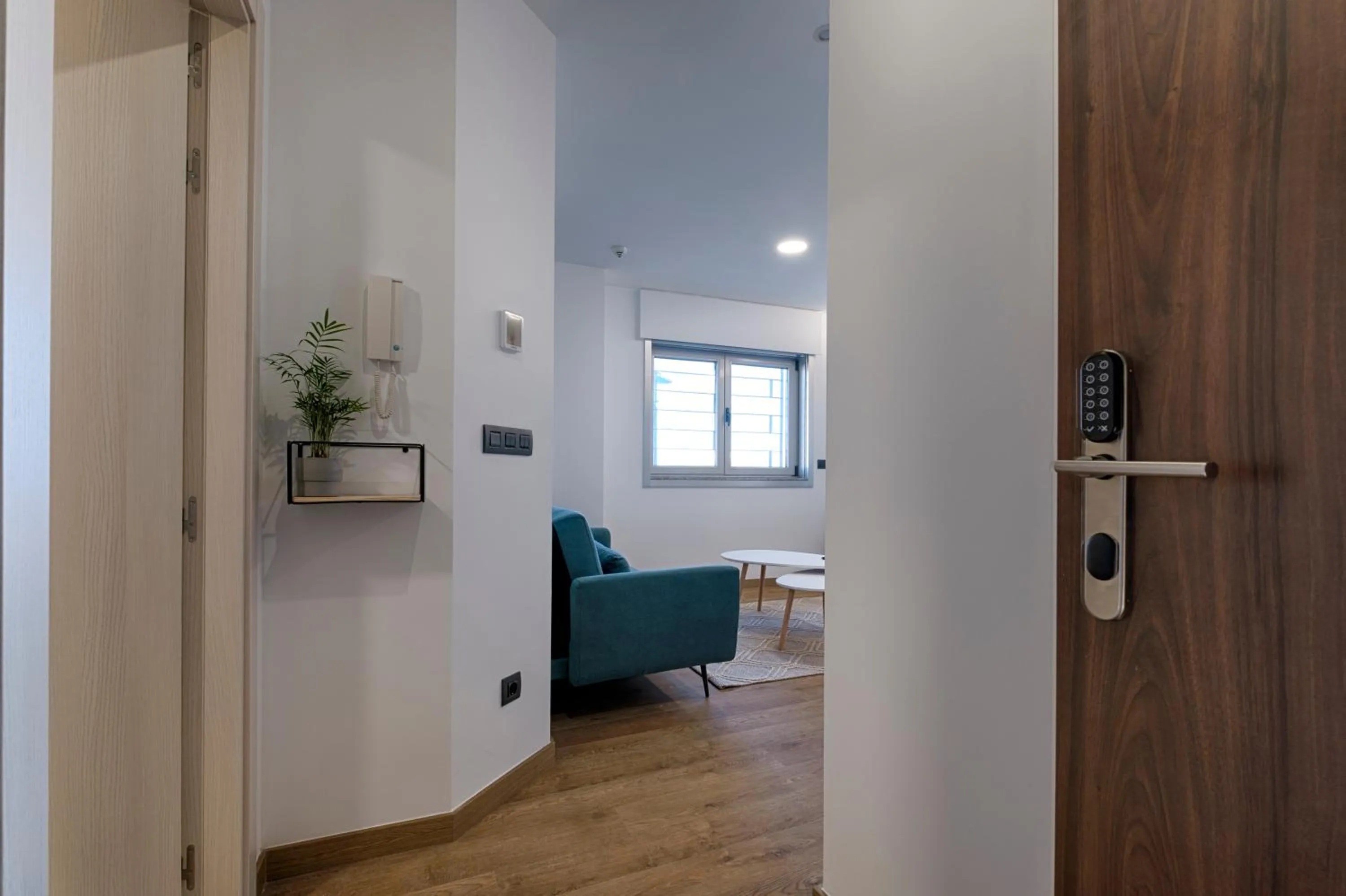 TV and multimedia in TH Apartments by Como en Casa