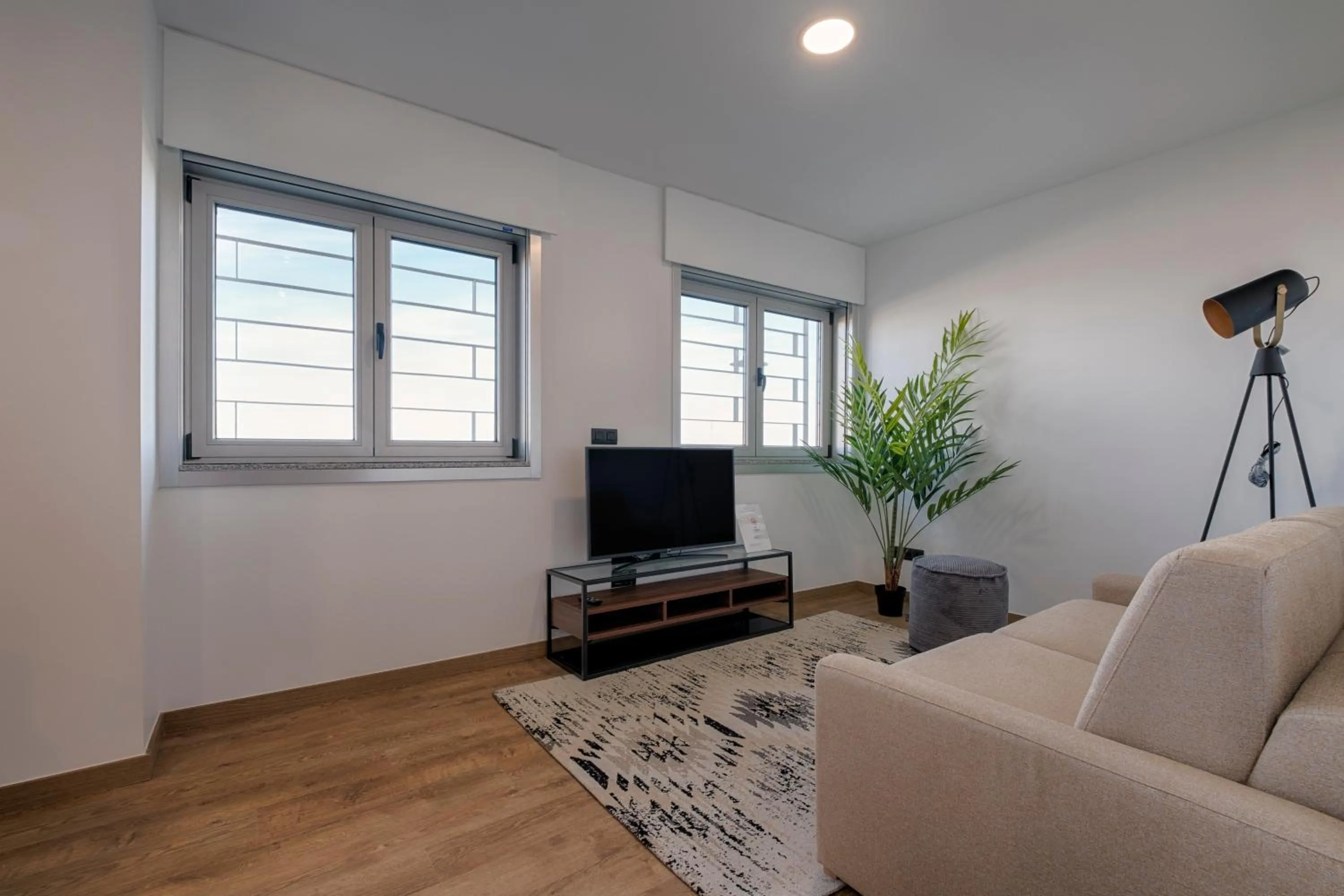 TV and multimedia in TH Apartments by Como en Casa