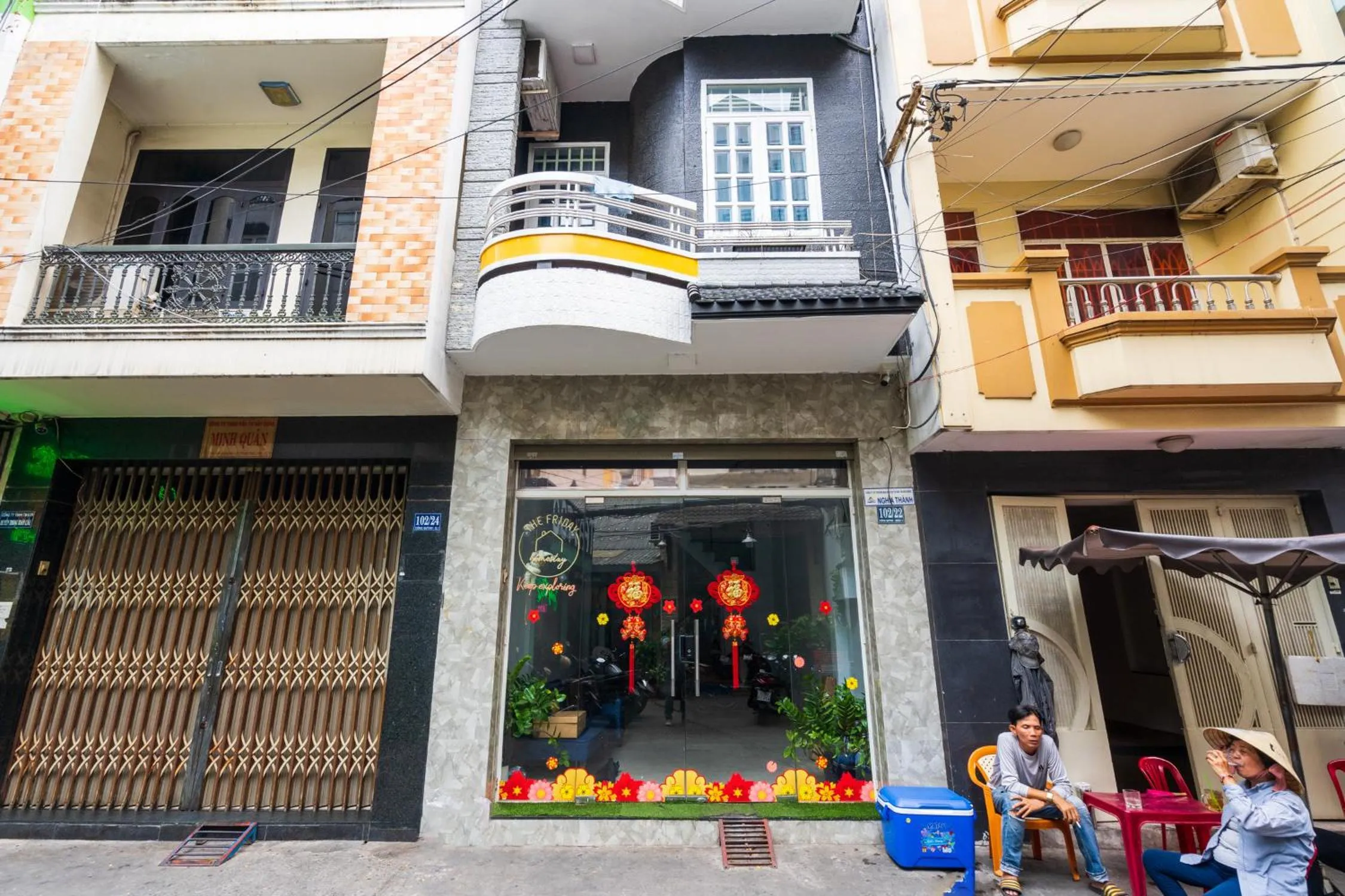 Property building in Friday Saigon Centre Homestay