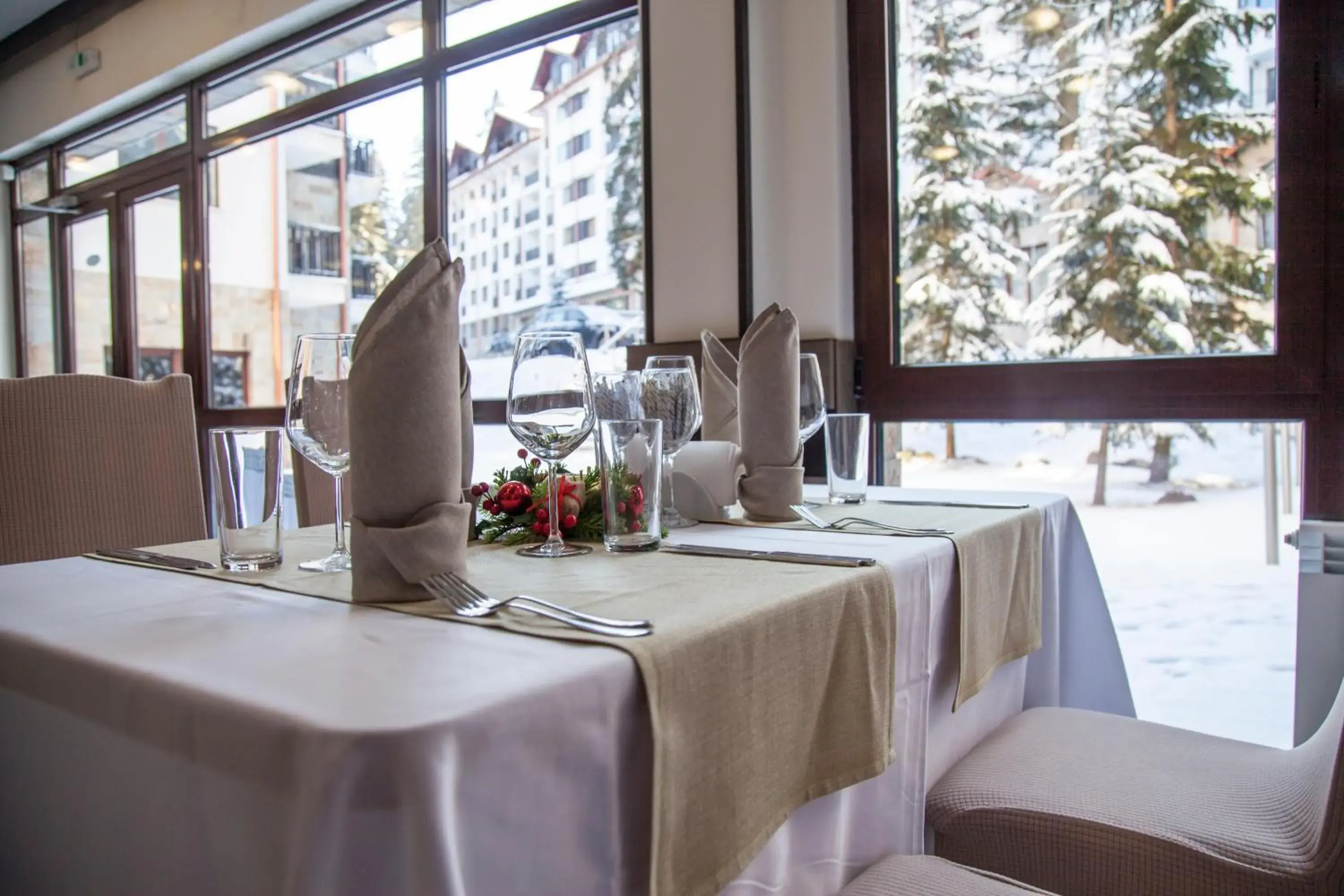 Restaurant/places to eat in Borovets Green Hotel Restaurant/places to eat in Borovets Green Hotel