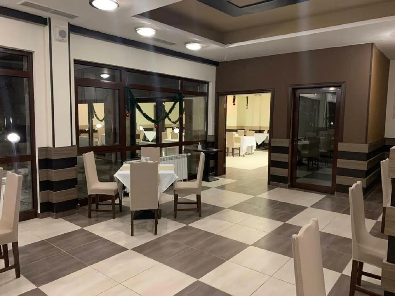 Restaurant/places to eat in Borovets Green Hotel