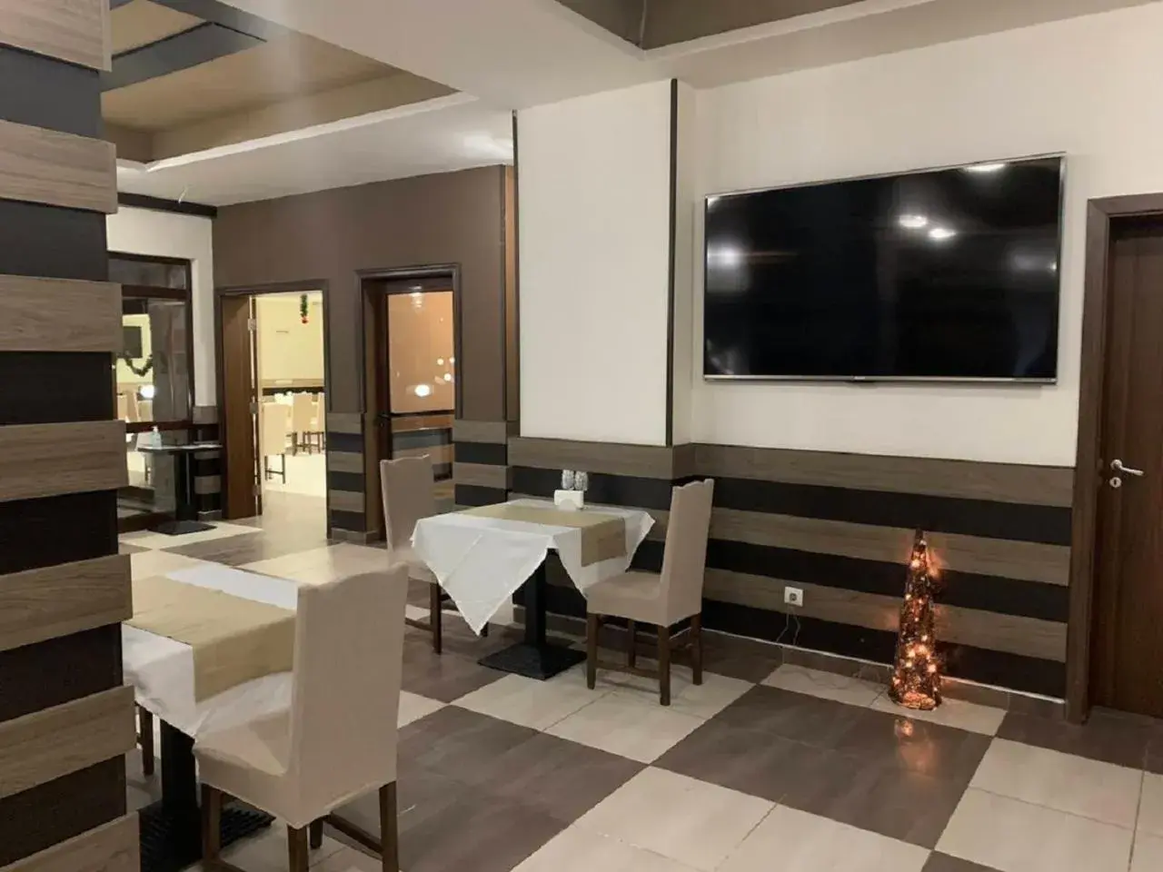 Restaurant/places to eat in Borovets Green Hotel Restaurant/places to eat in Borovets Green Hotel